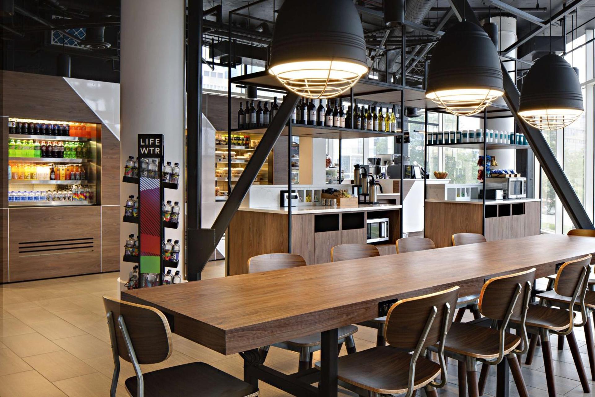 Restaurant/places to eat