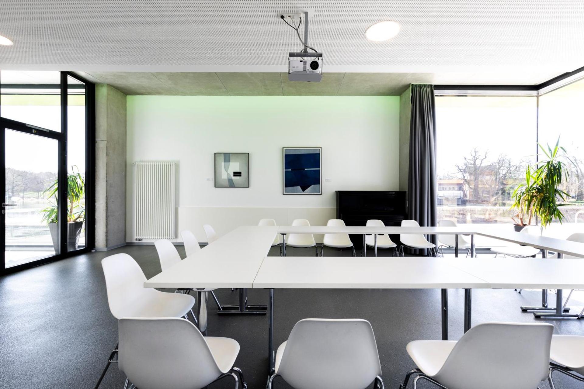 Meeting/conference room