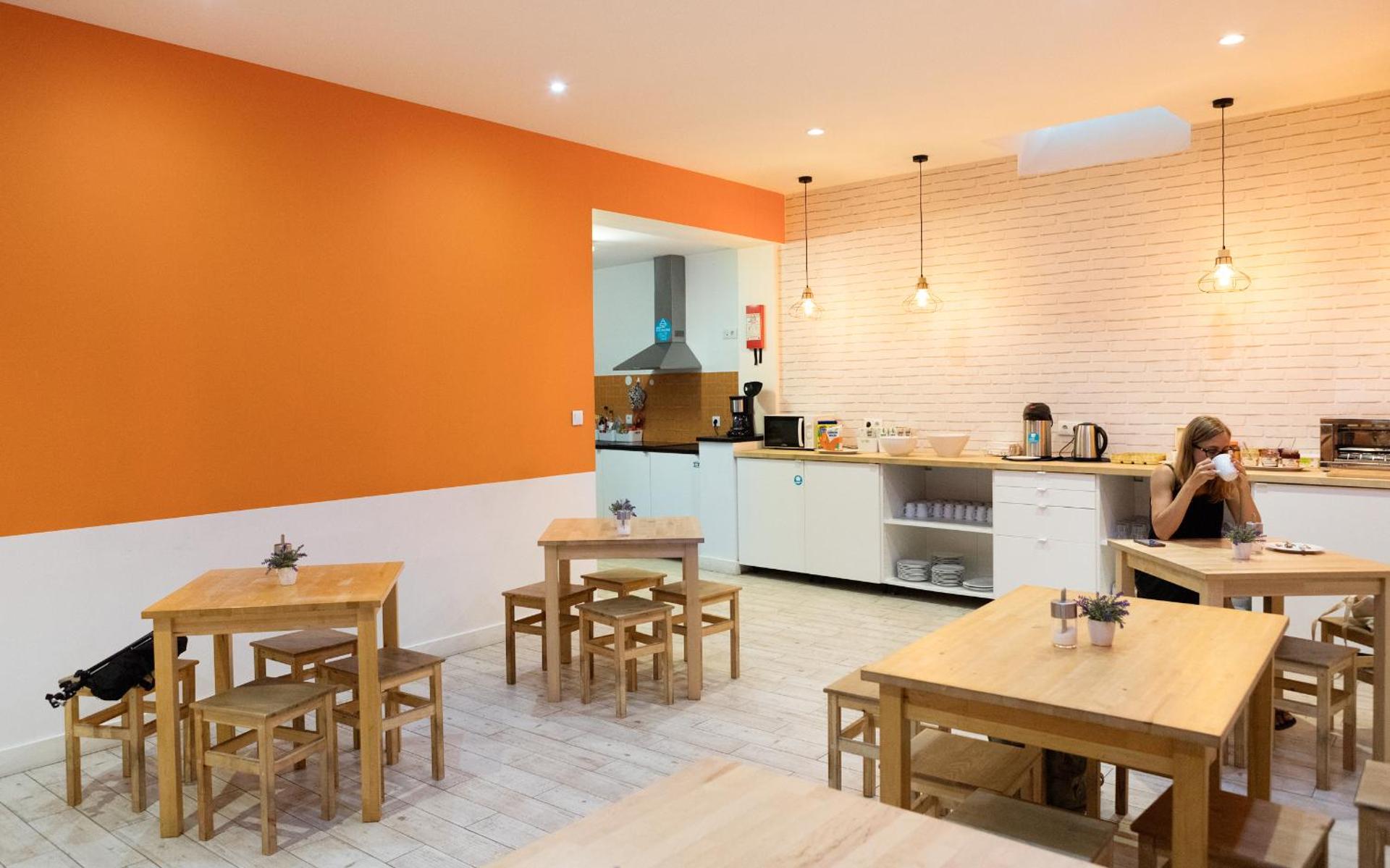 Communal lounge/ TV room