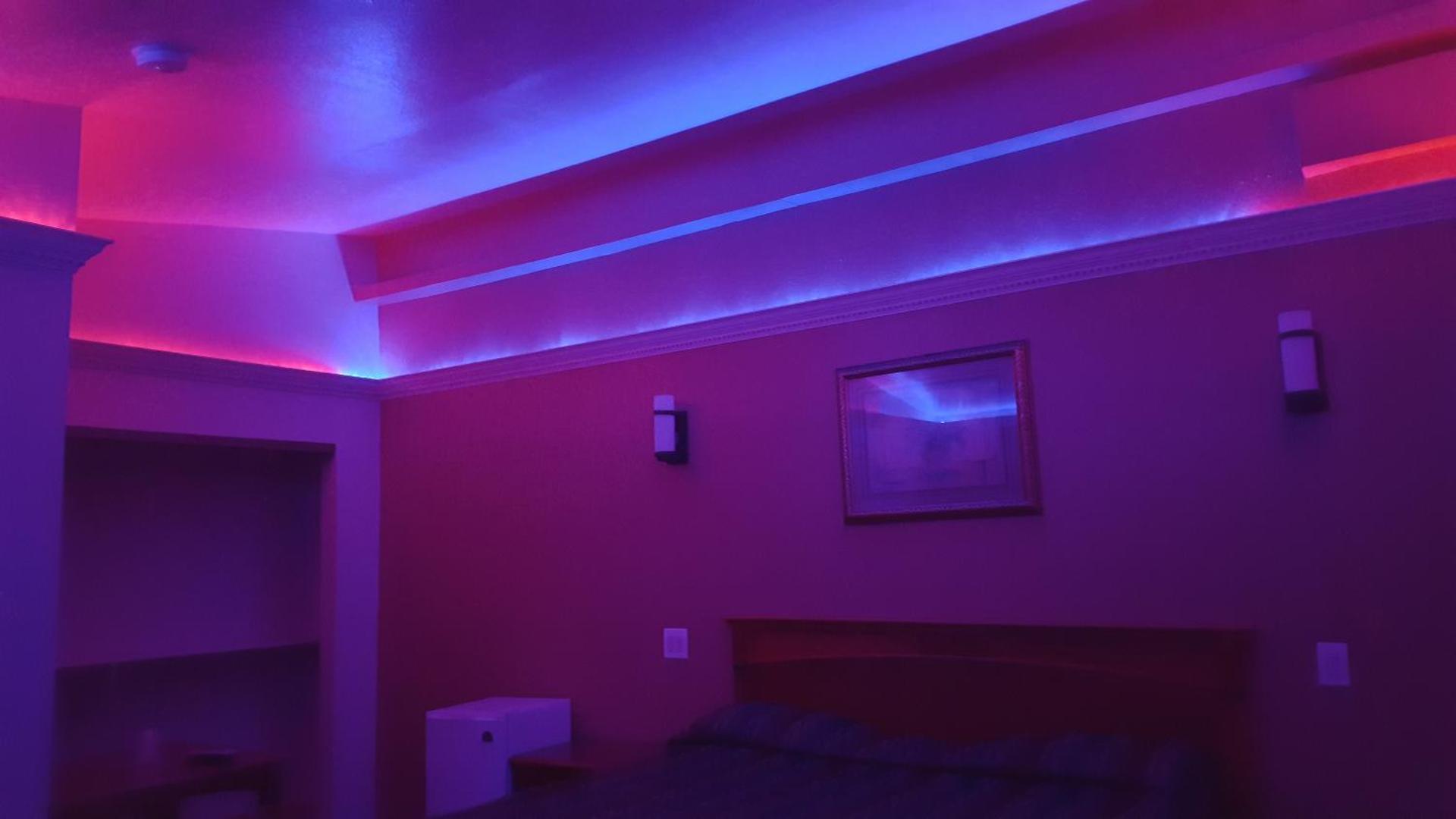 Deluxe Motel, Los Angeles Area