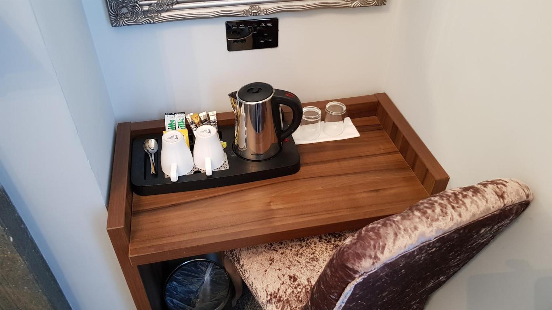 Coffee/tea facilities