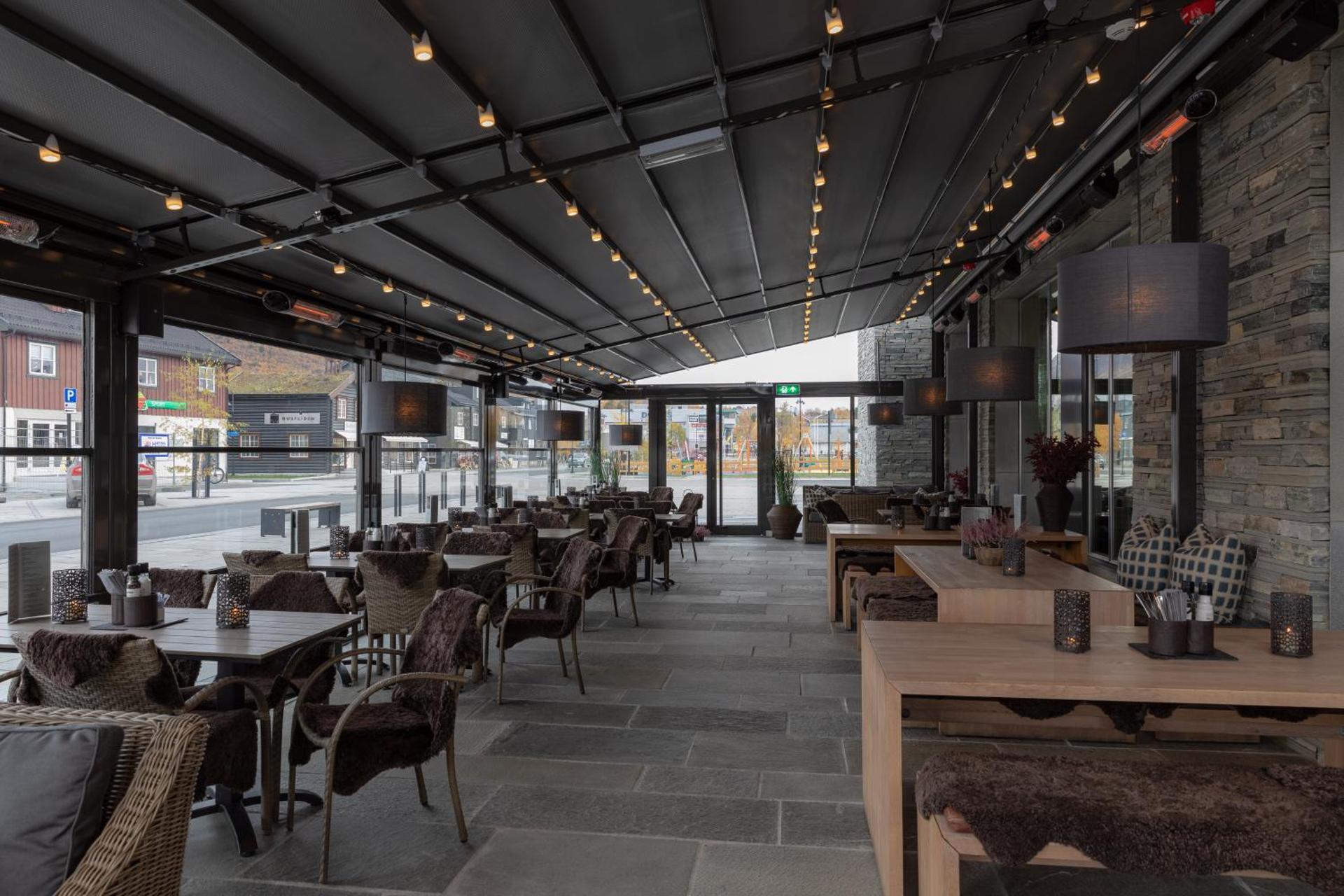 Restaurant/places to eat