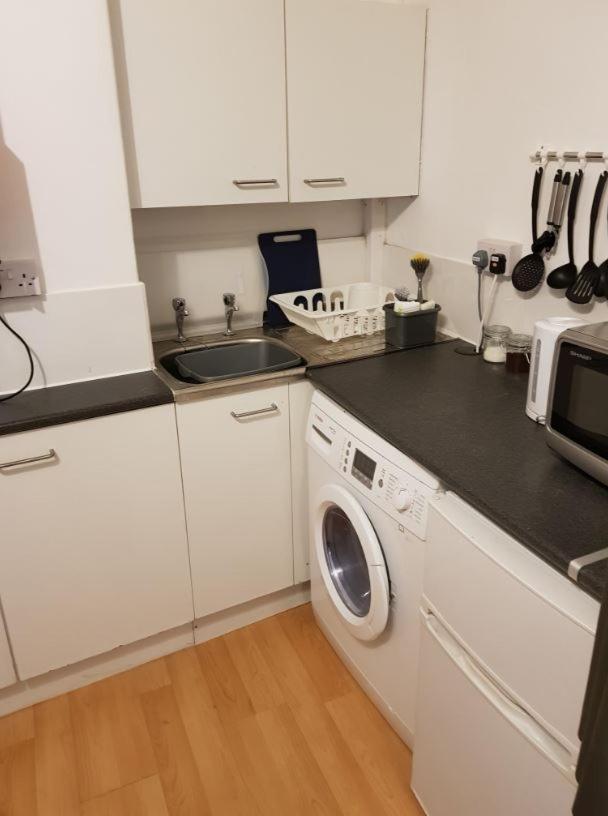 Studio Apartment - F3