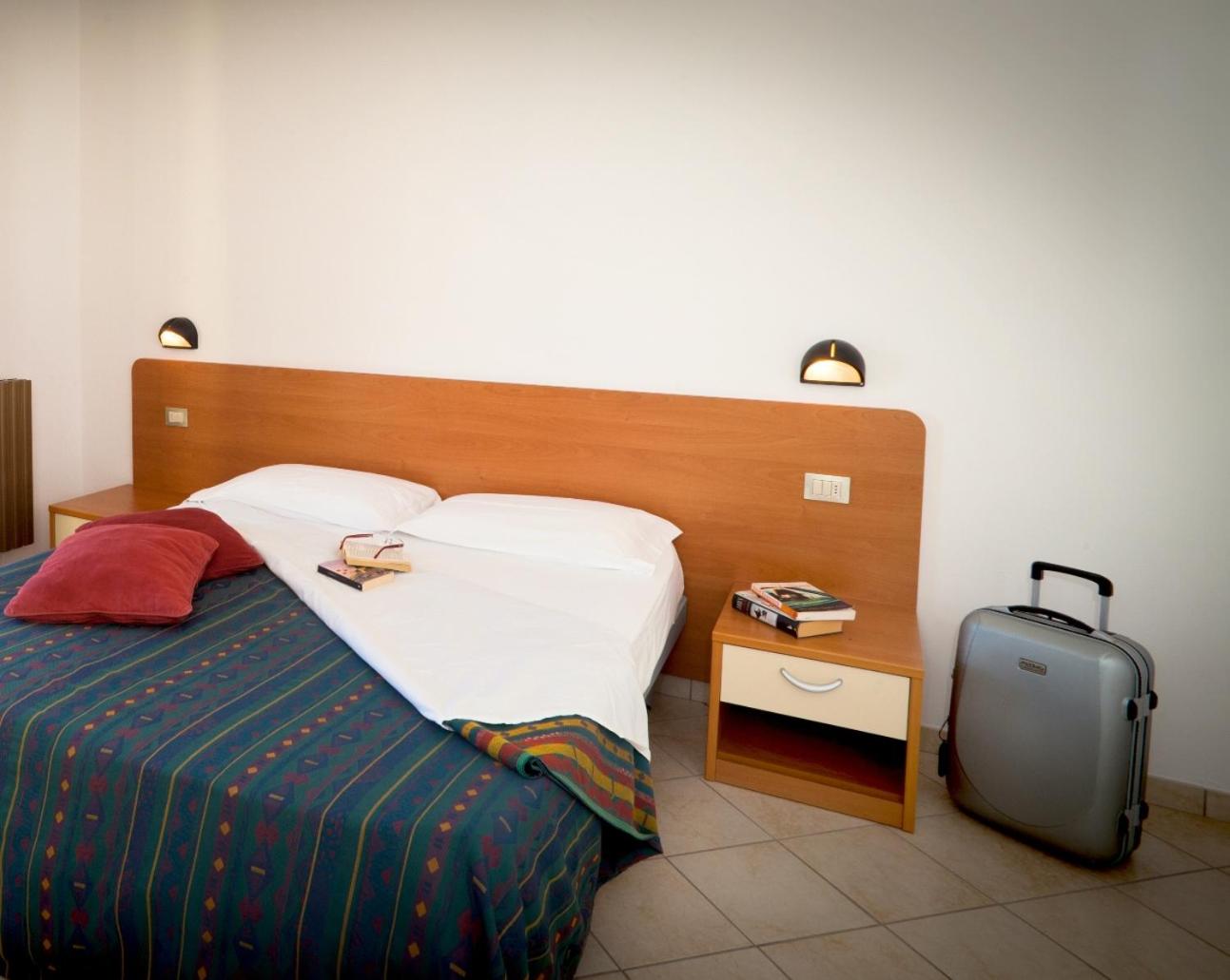 One-Bedroom Apartment with Balcony and Sea View (2 Adults)