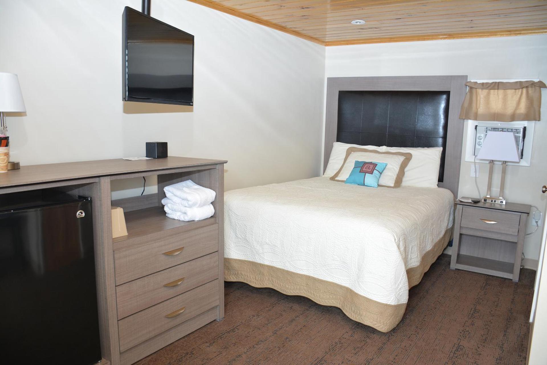 Alouette Beach Resort Economy Rooms