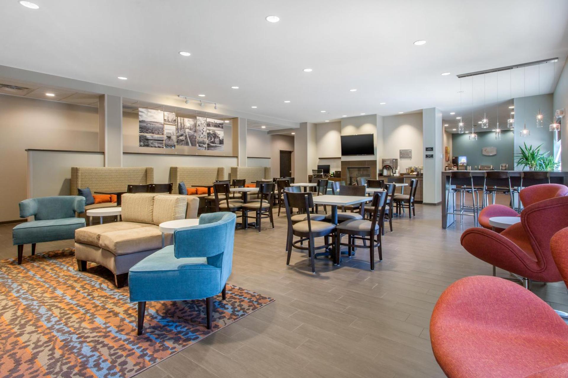 Communal lounge/ TV room