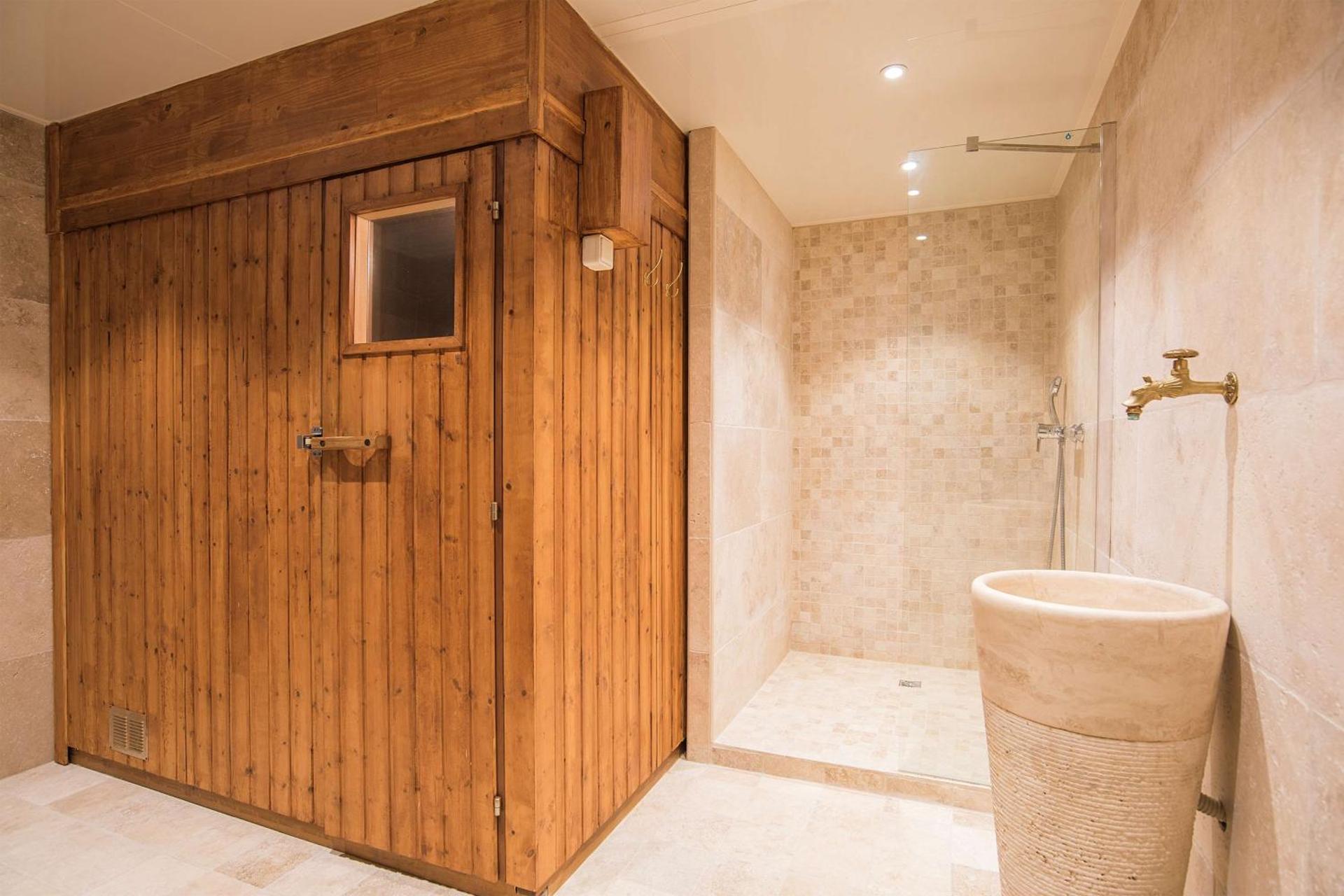 Spa and wellness centre/facilities