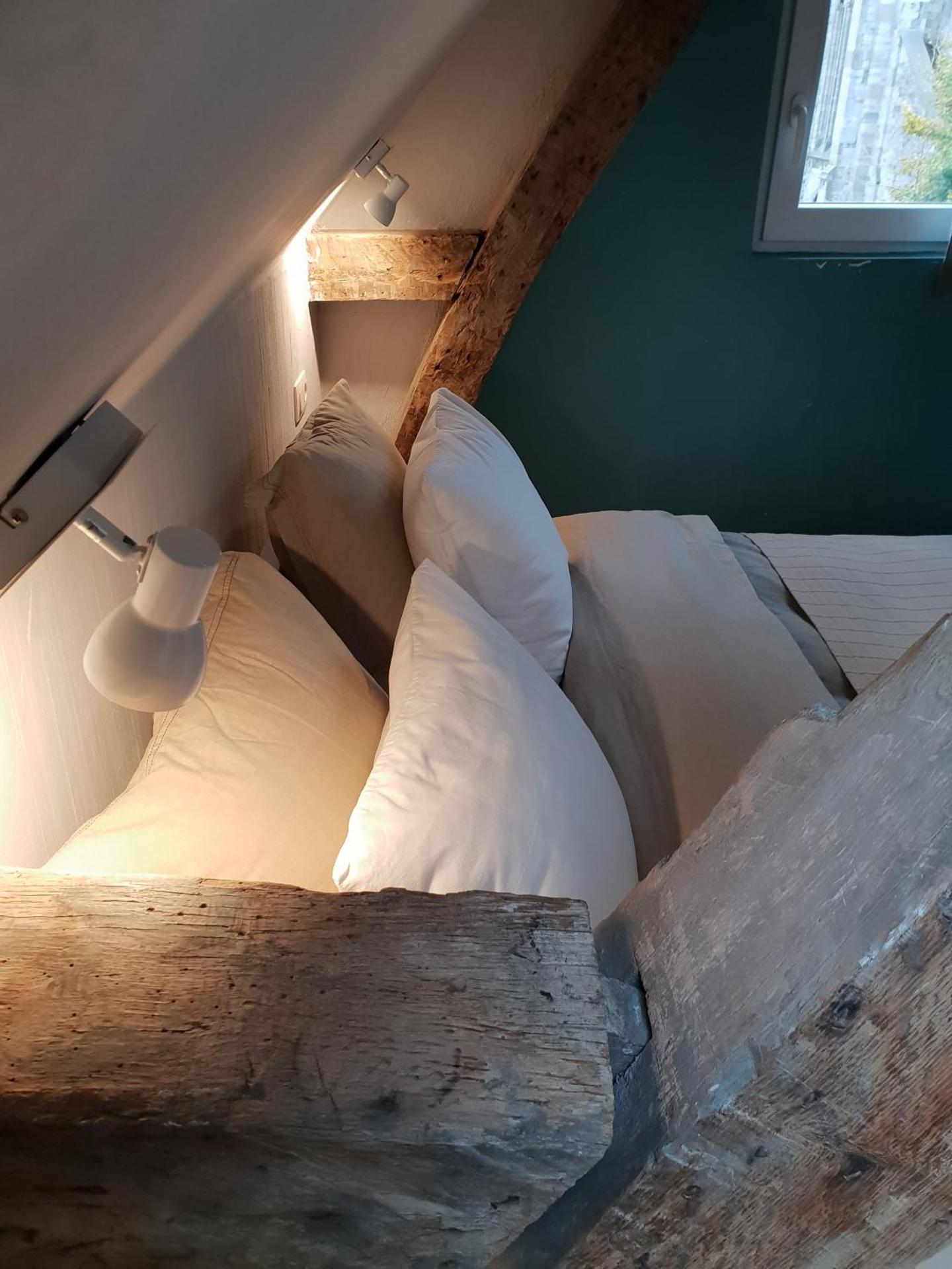 Escale Chambre d'hôtes Au coeur du vieux Profondeville entre Namur et Dinant