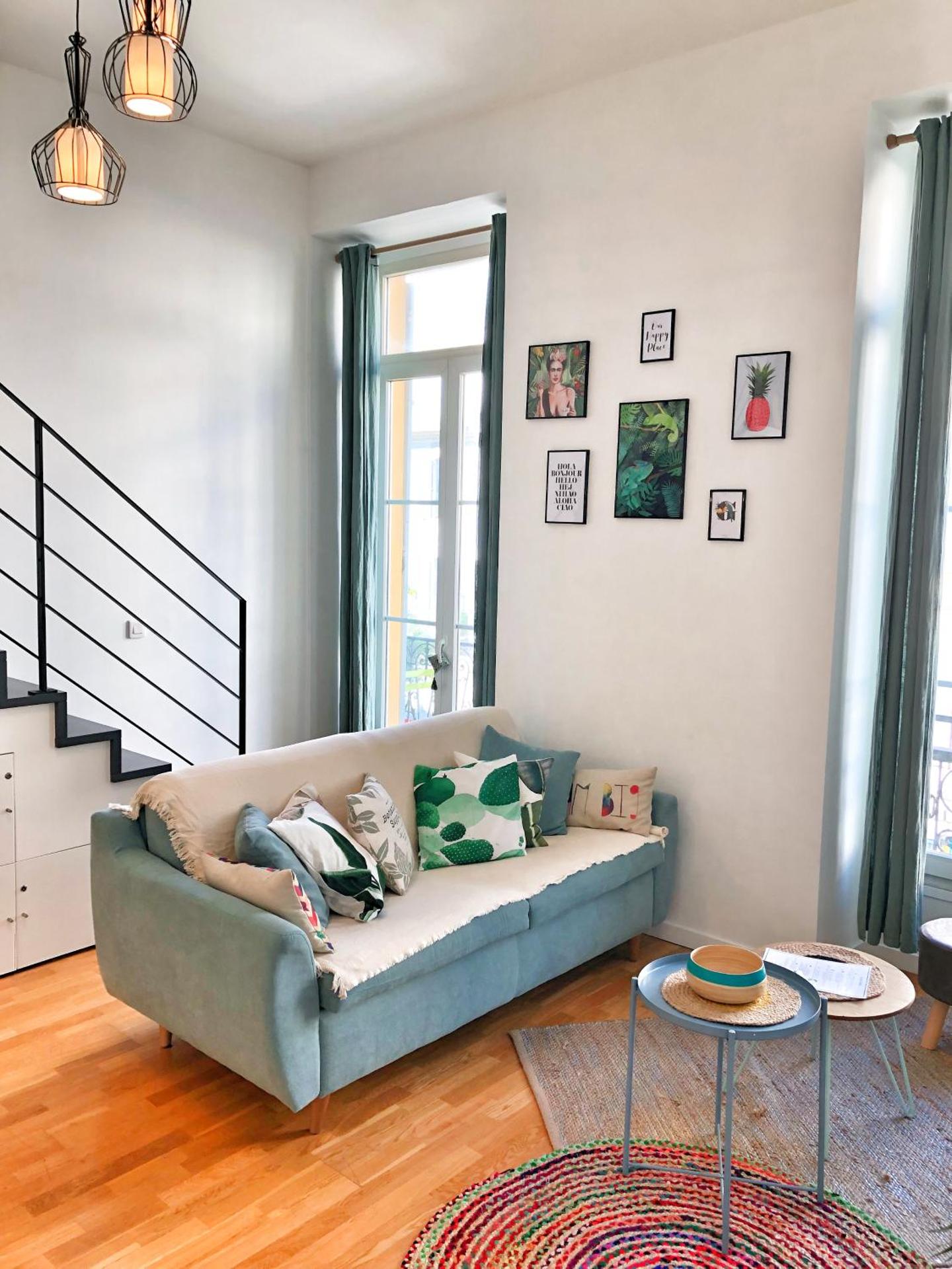 Homelivia, Appart FRIDA, mezzanine, déco raffinée et balcon