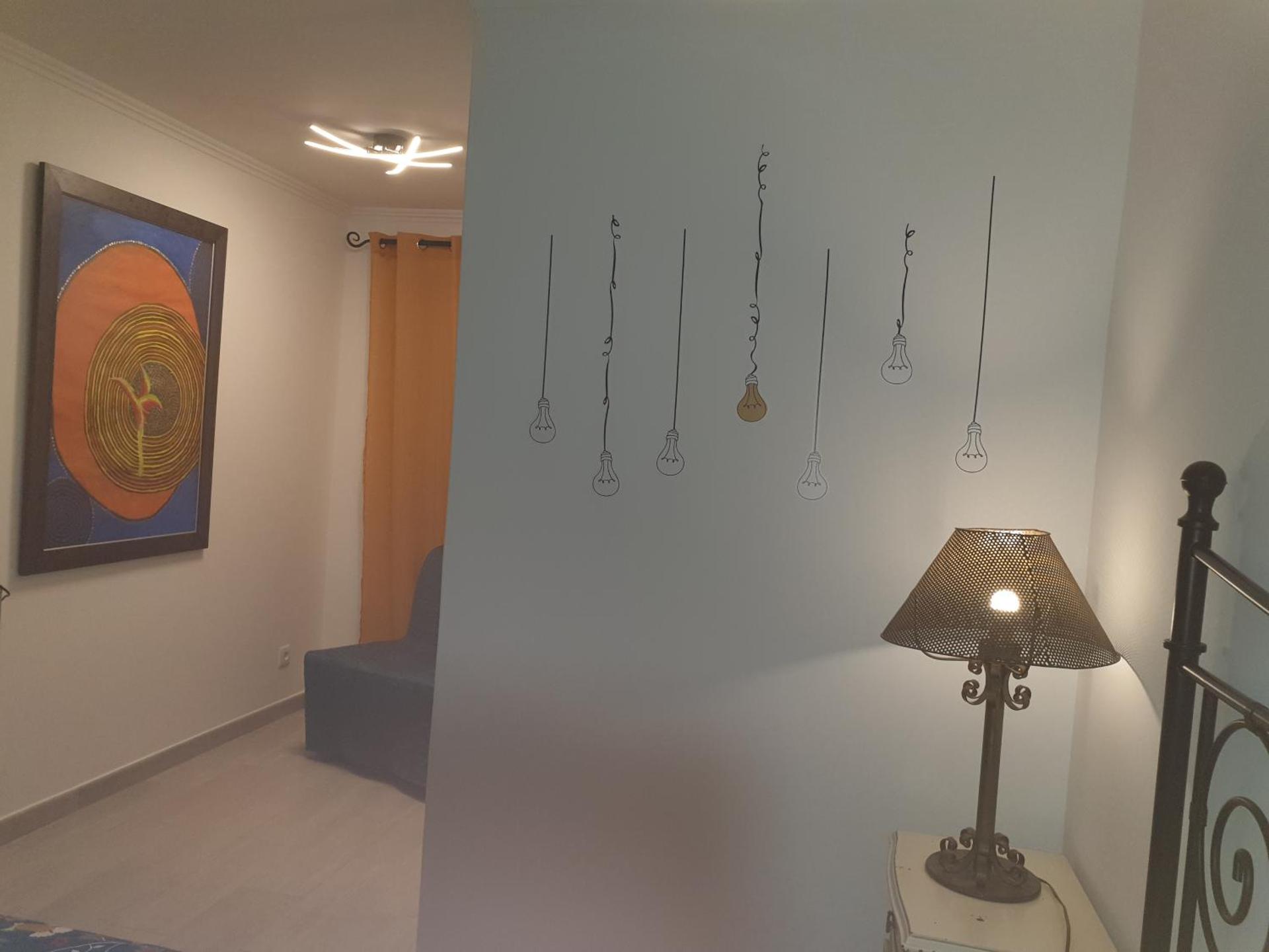 Lisbon Hostel Terminal 4