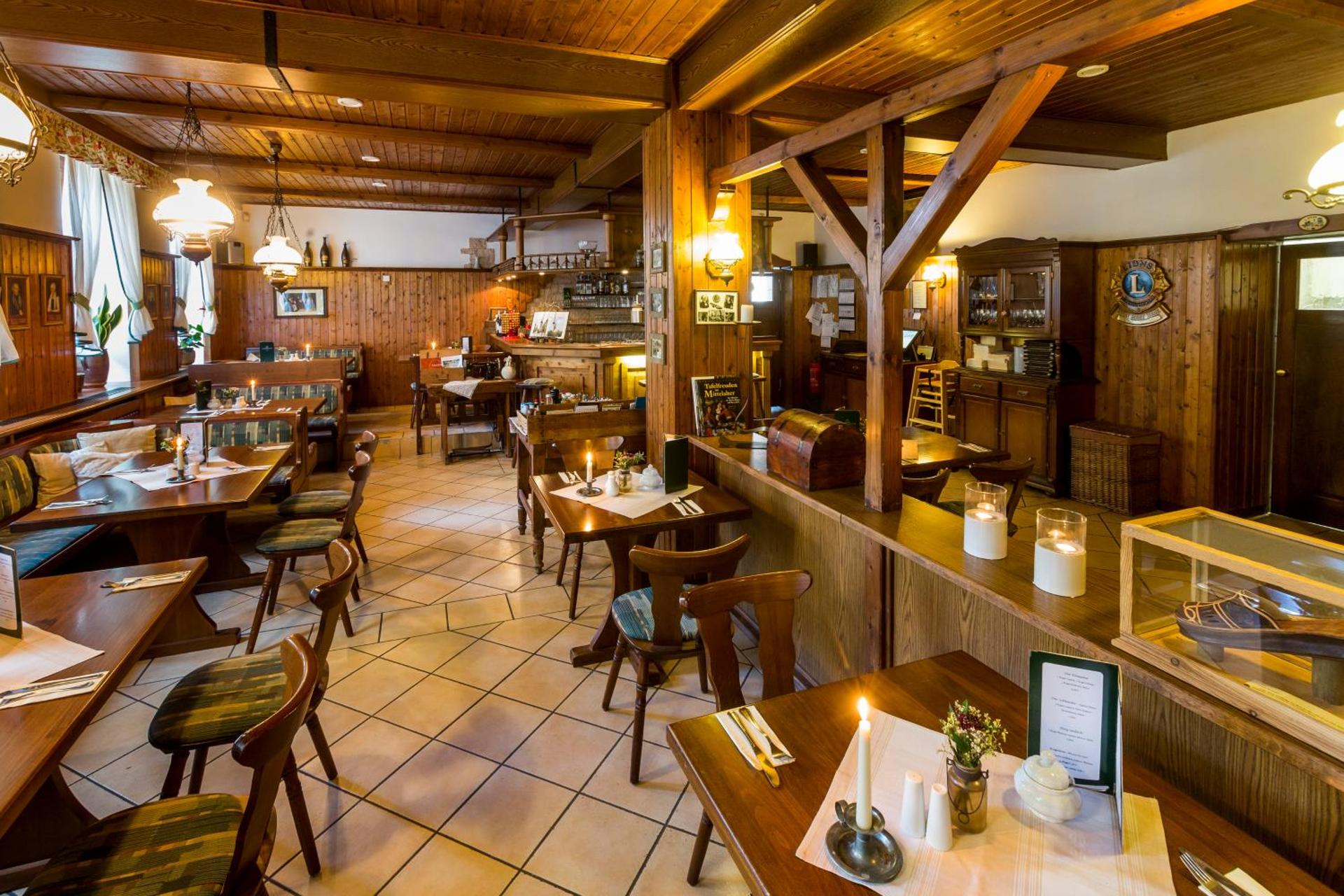 Restaurant/places to eat