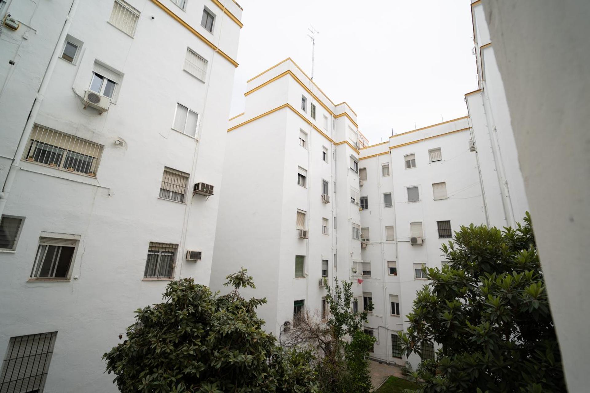 Inner courtyard view