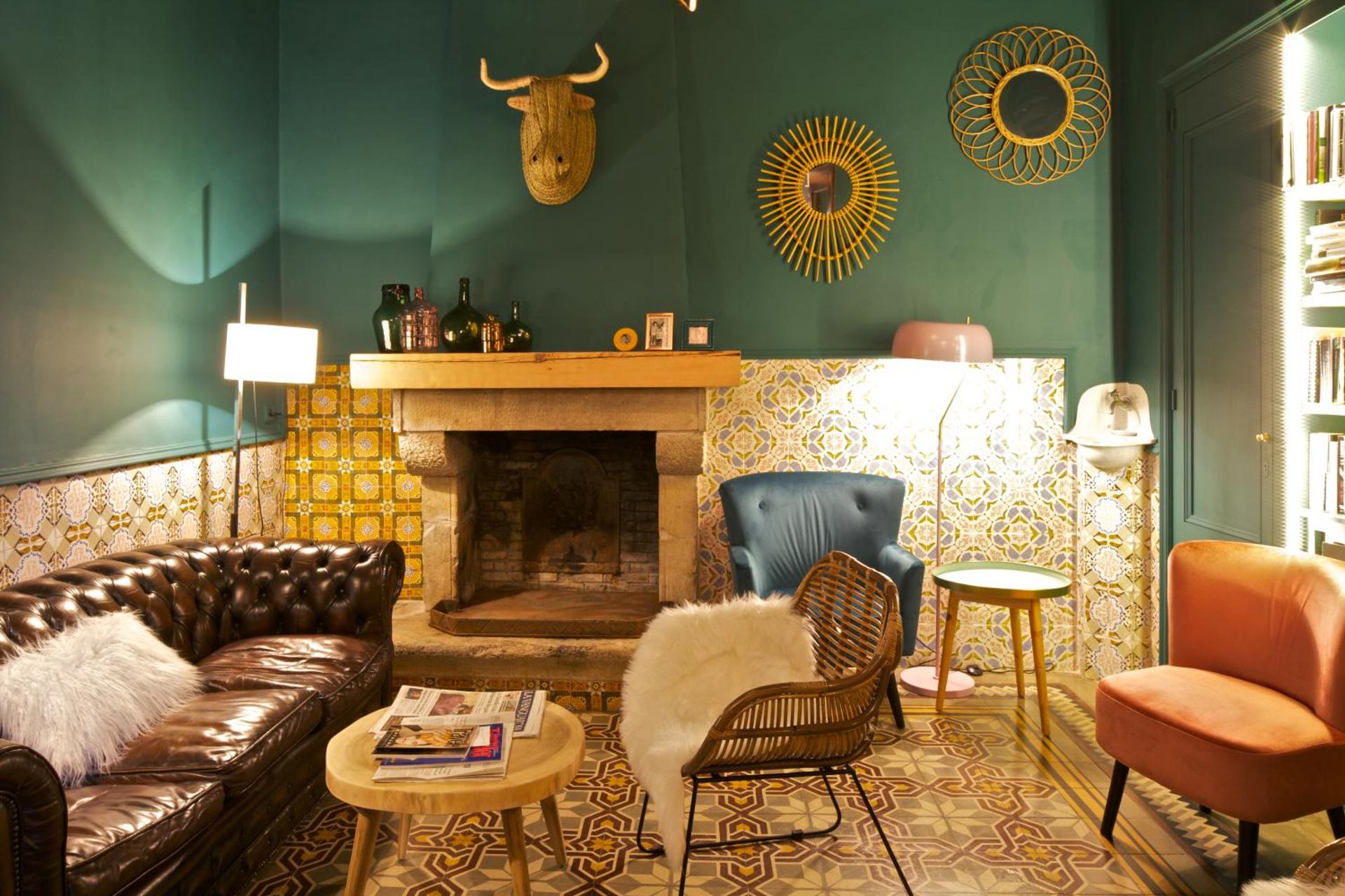 Communal lounge/ TV room