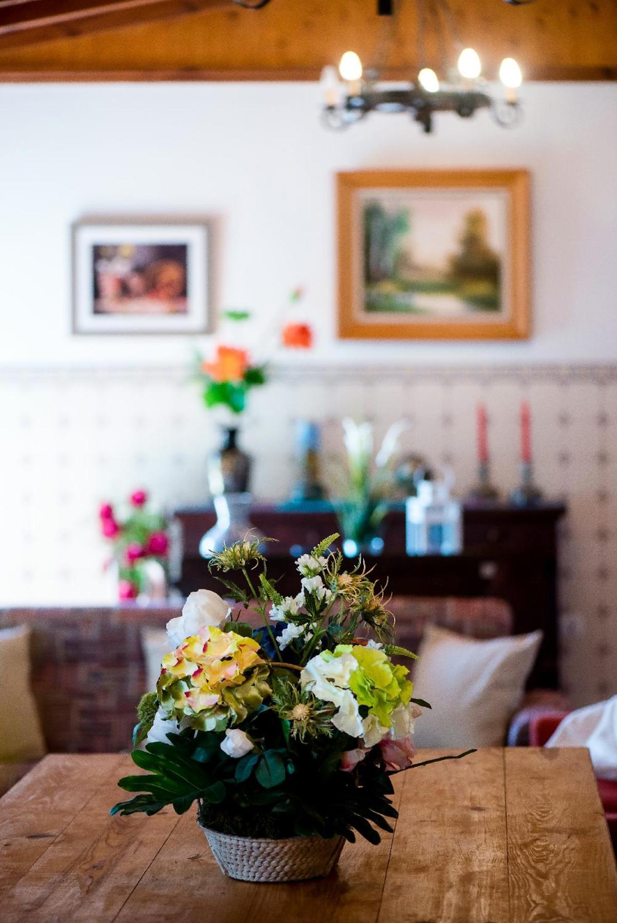 Communal lounge/ TV room