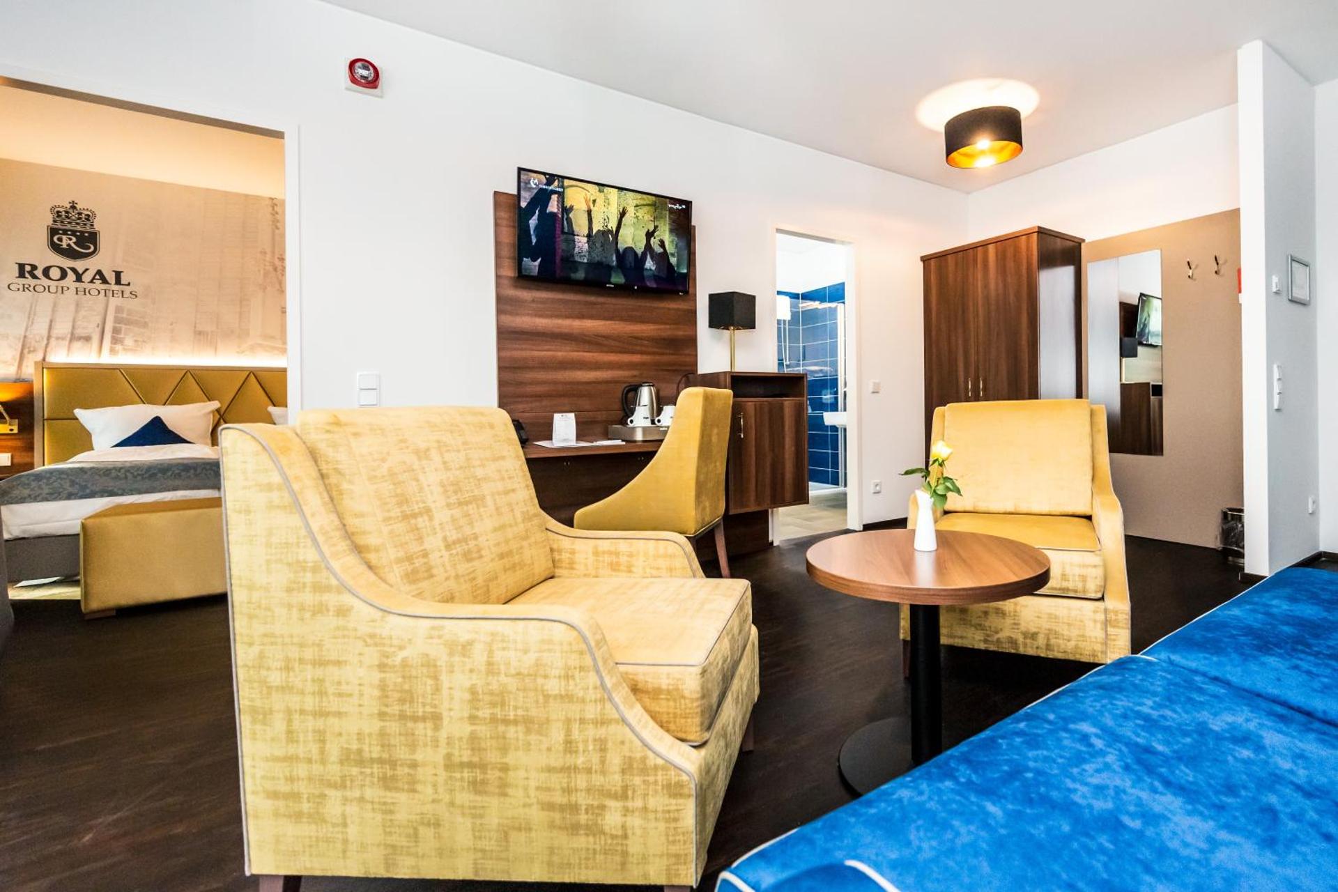 Photo of the whole room