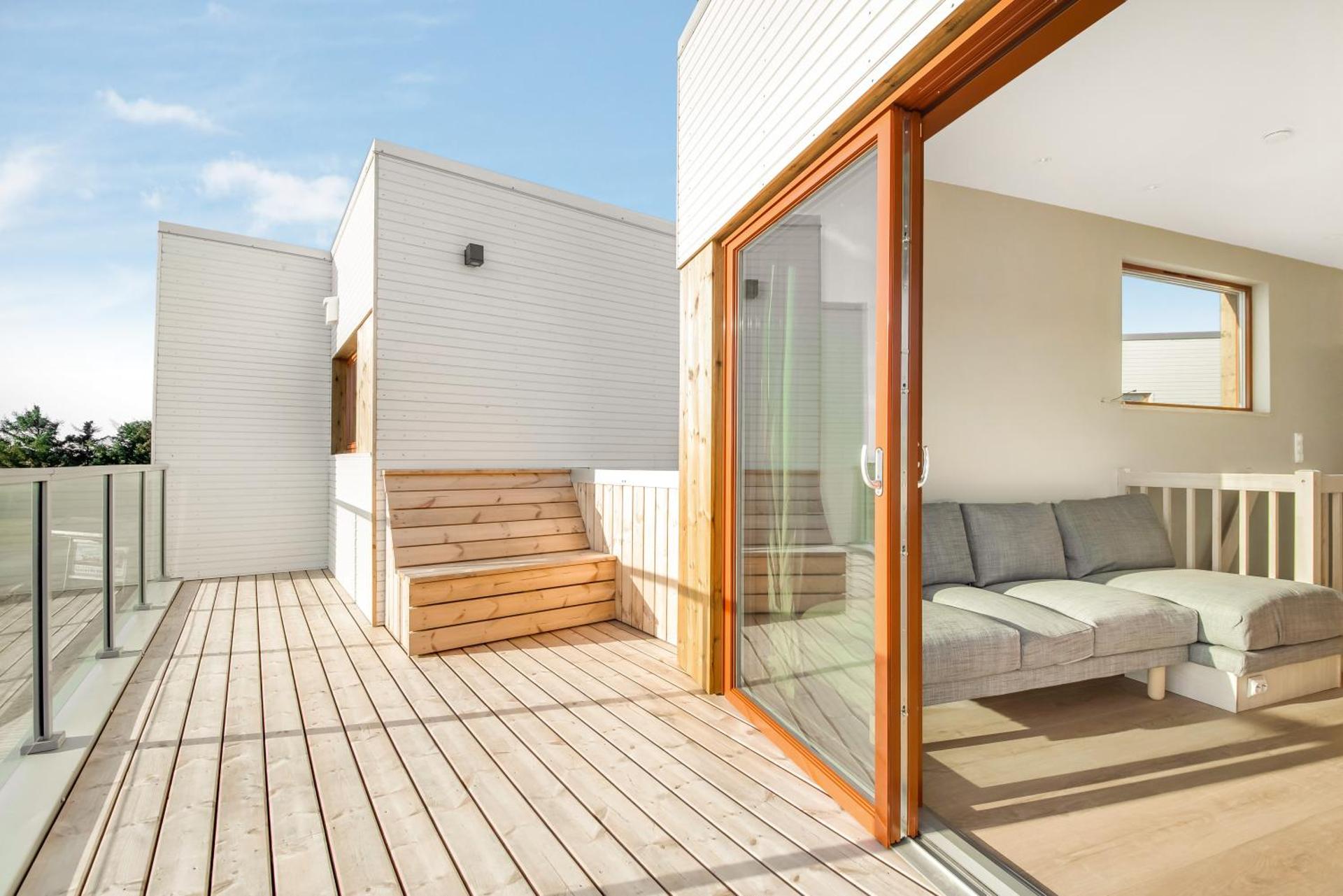 Apartment with Terrace