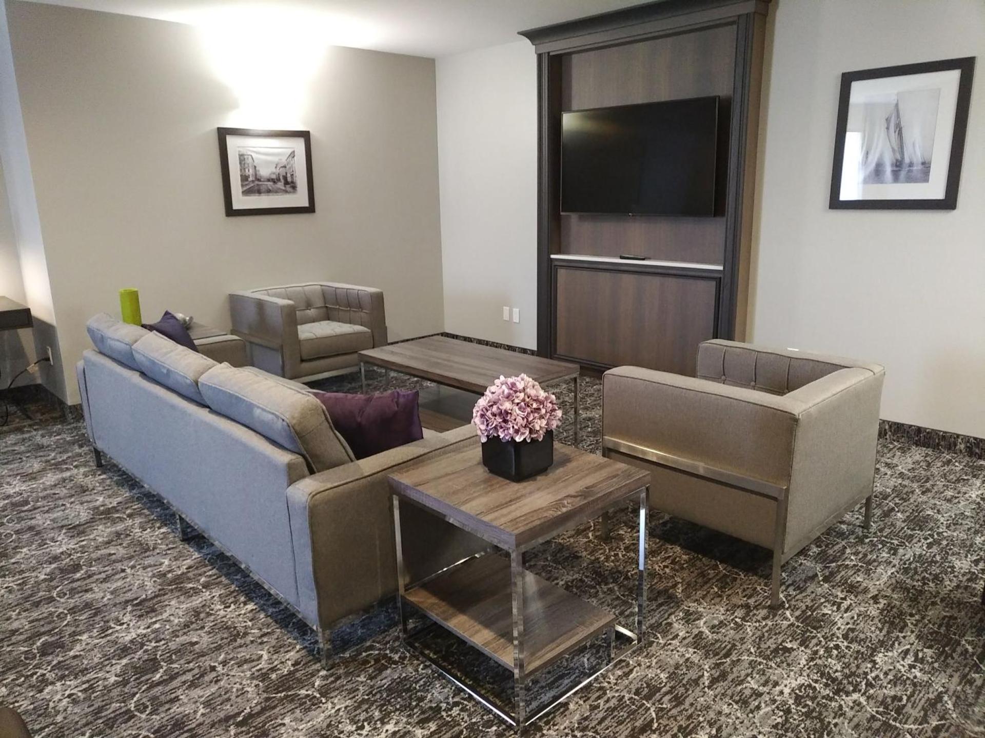 Photo of the whole room