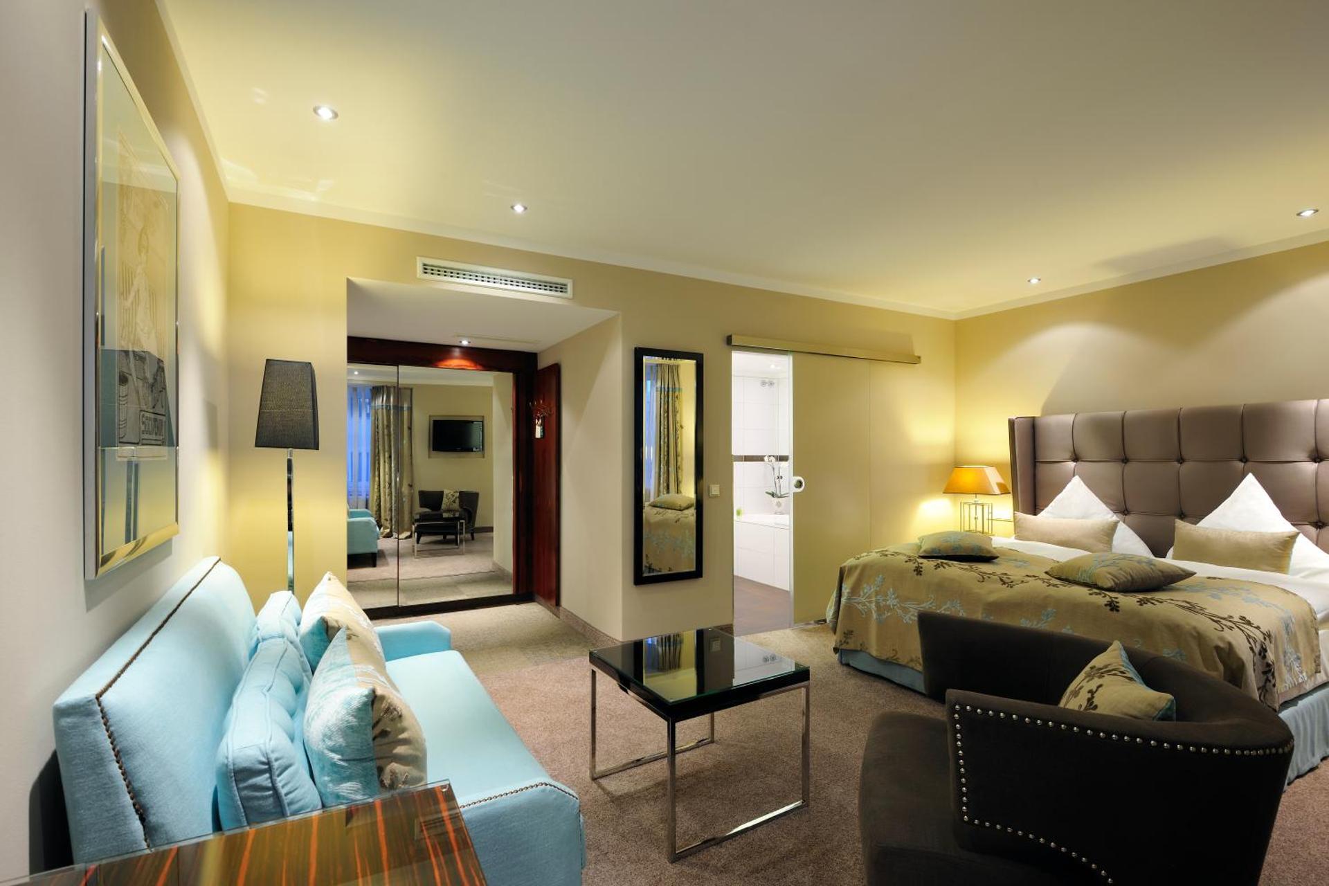 Photo of the whole room