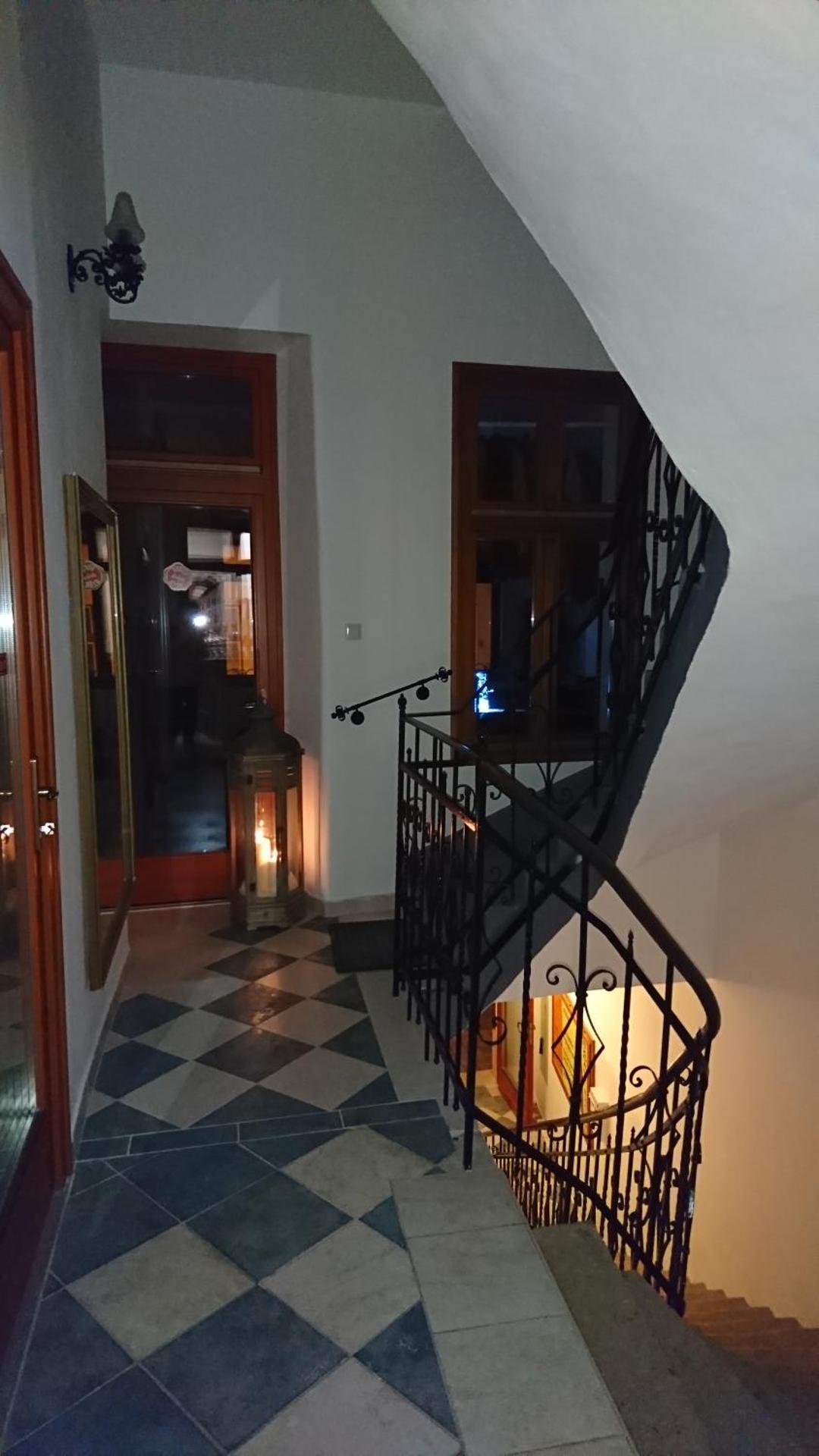 Kisfaludy Károly Apartman