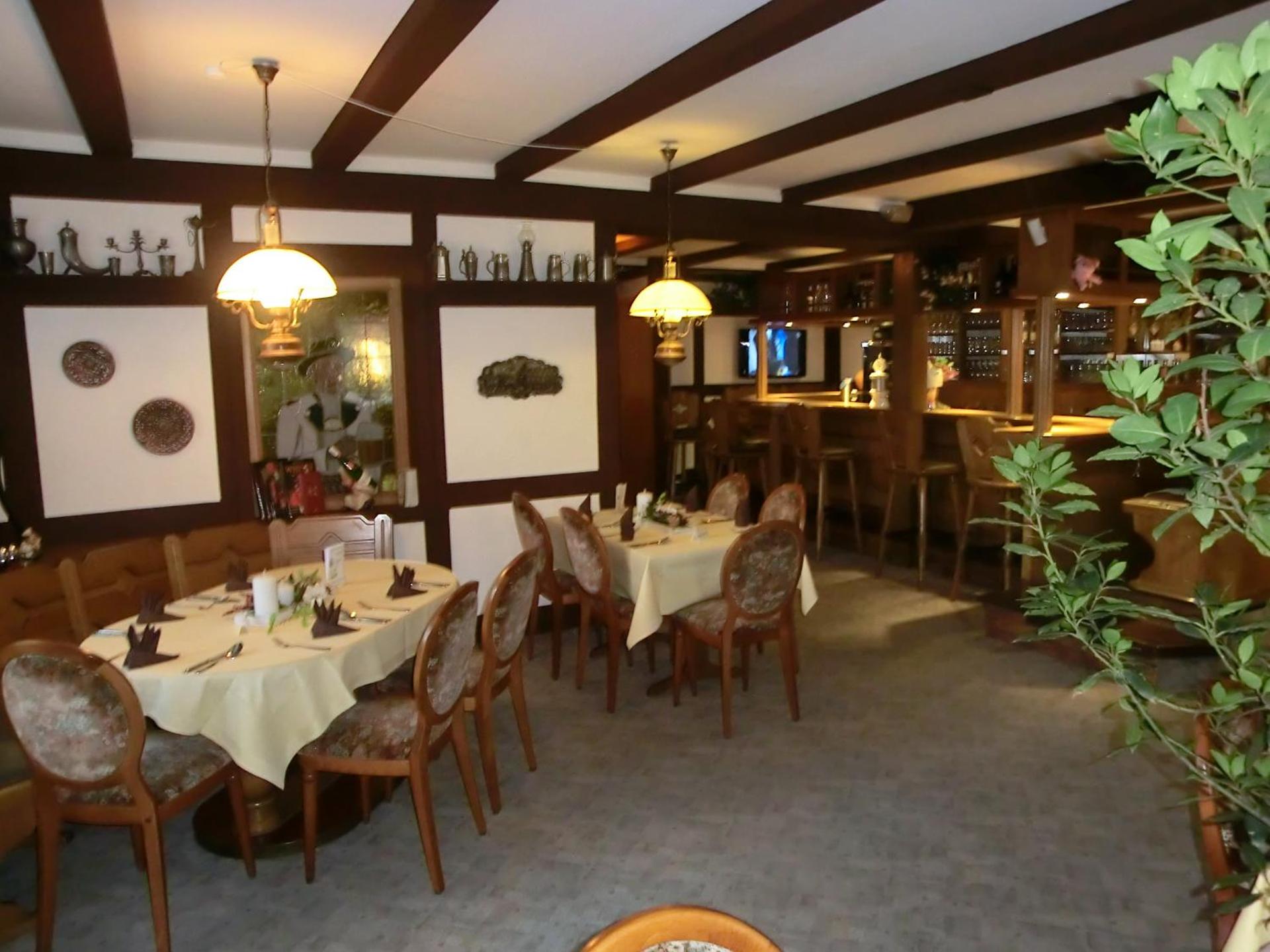 Restaurant/places to eat