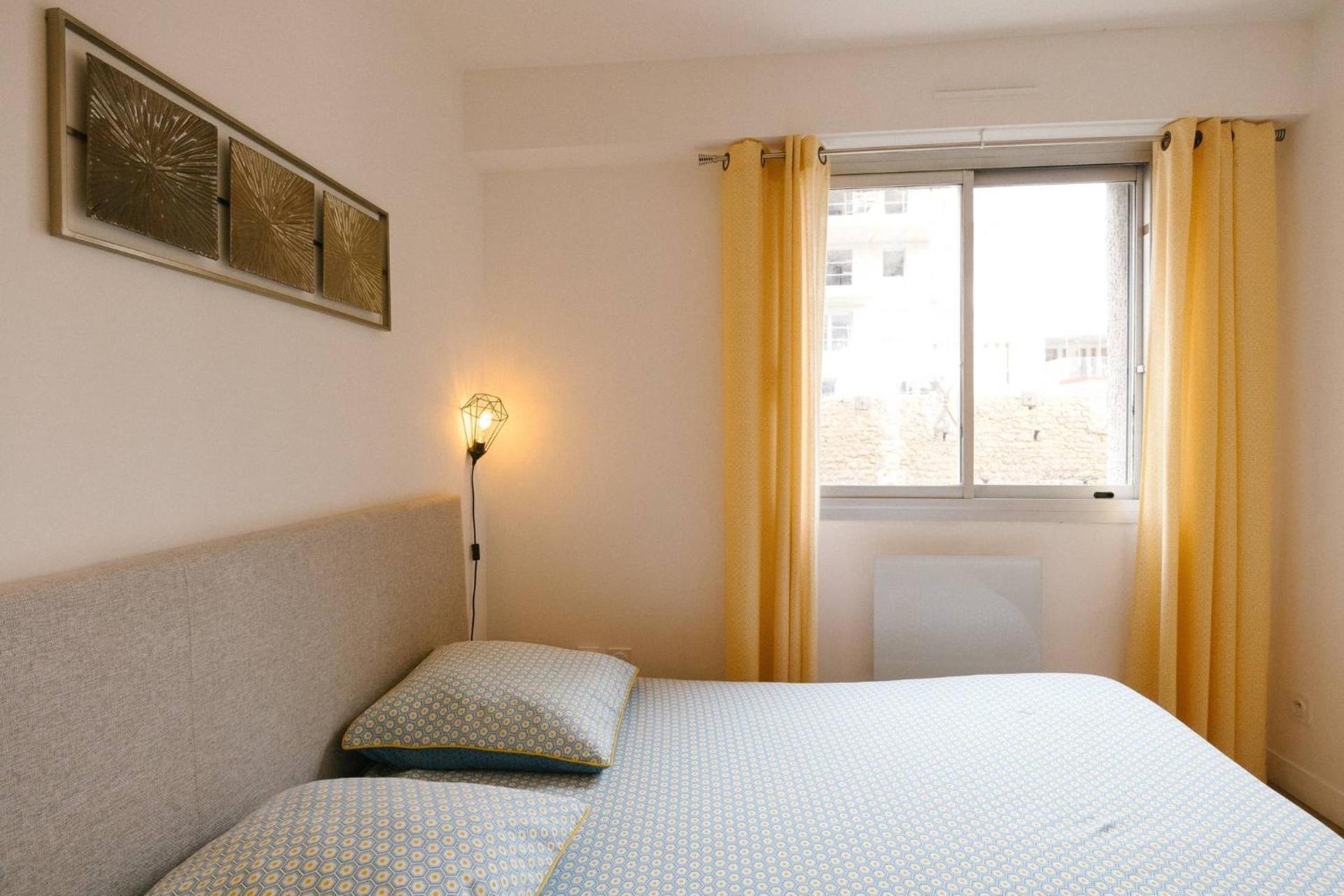 La vie est belle - Longchamps-Canebière-Gare