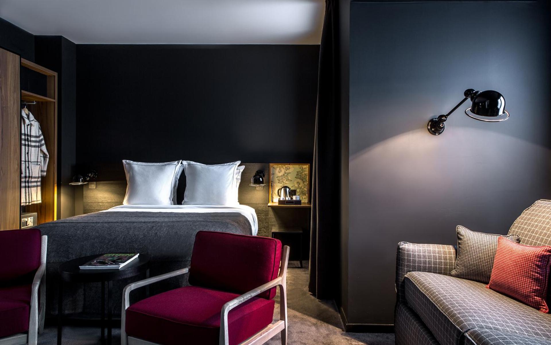 Photo of the whole room