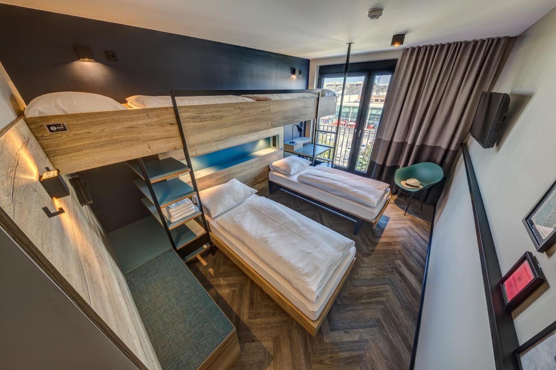 Standard Quadruple Room