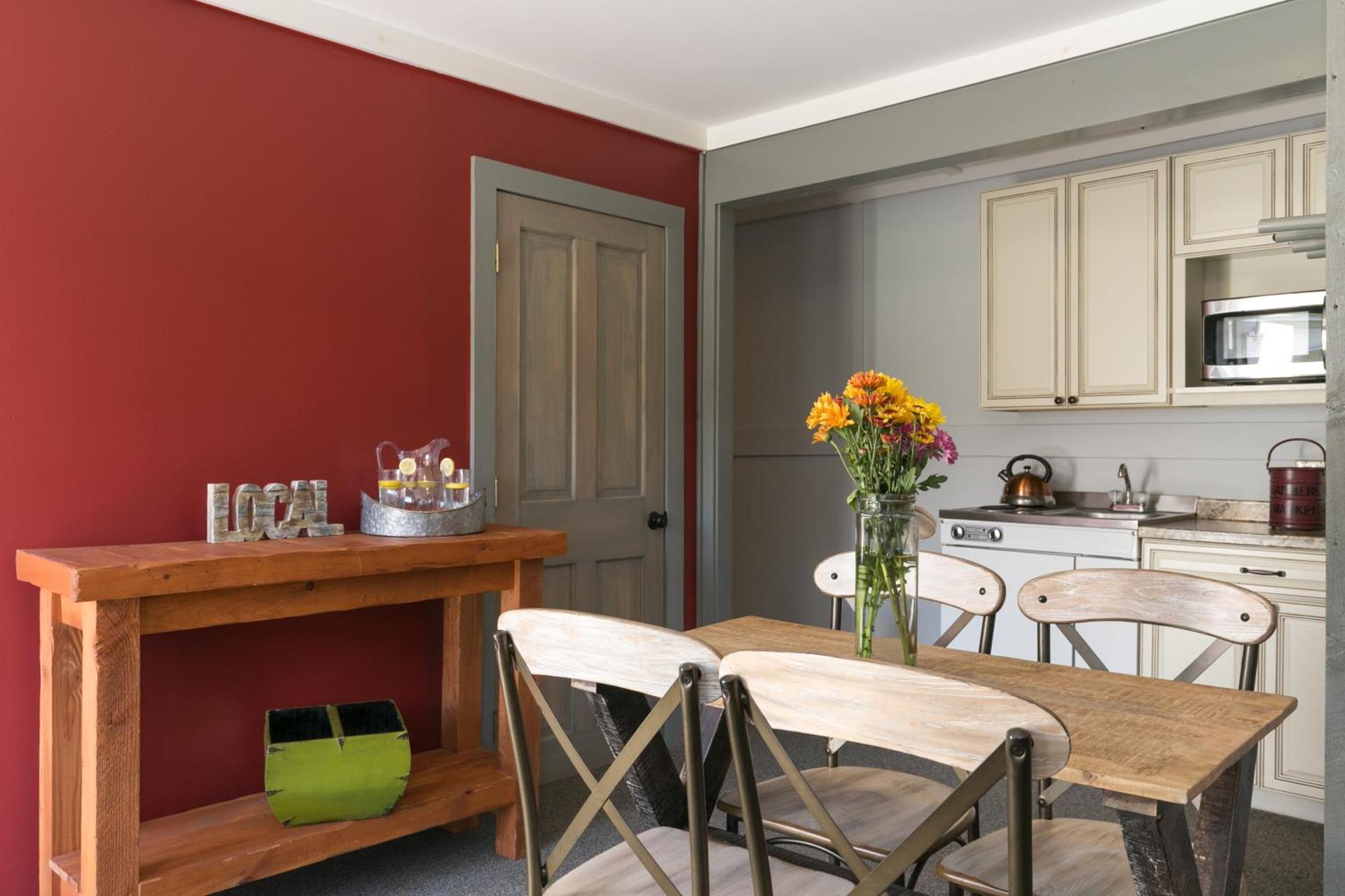 Magnolia Efficiency (Room 12)