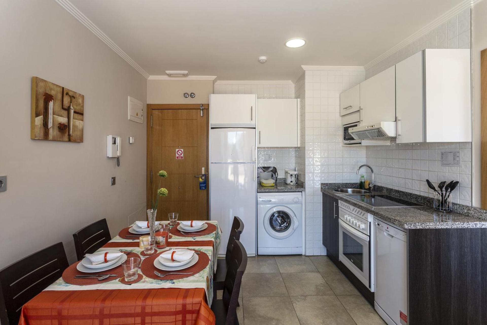 Apartamentos Turísticos Playa de Tapia