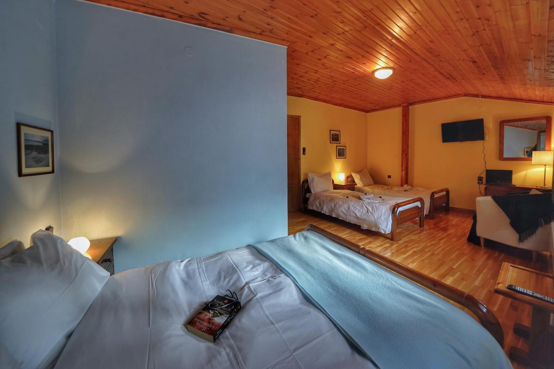 To Balkoni tis Agorianis