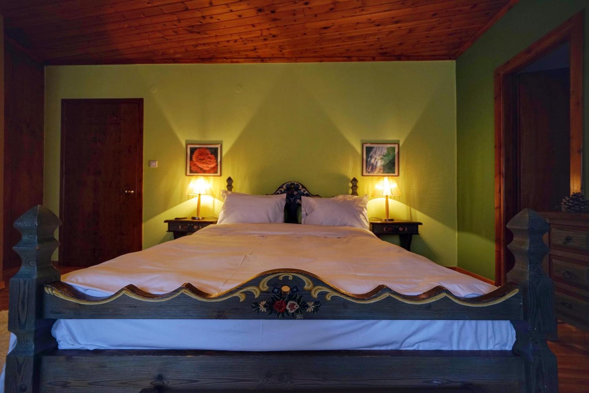 To Balkoni tis Agorianis