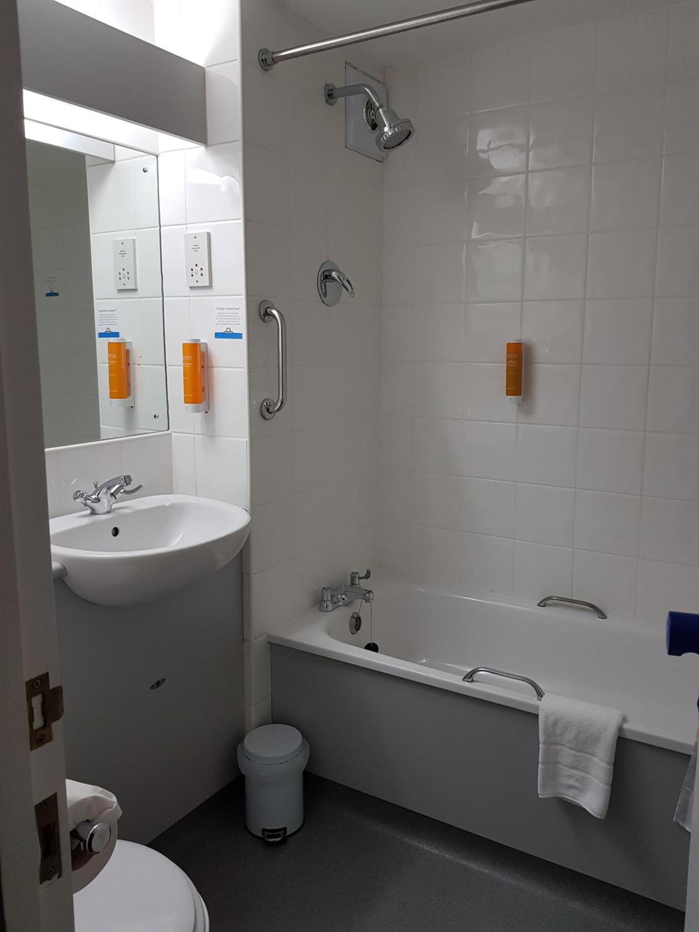 Days Inn Hotel Membury