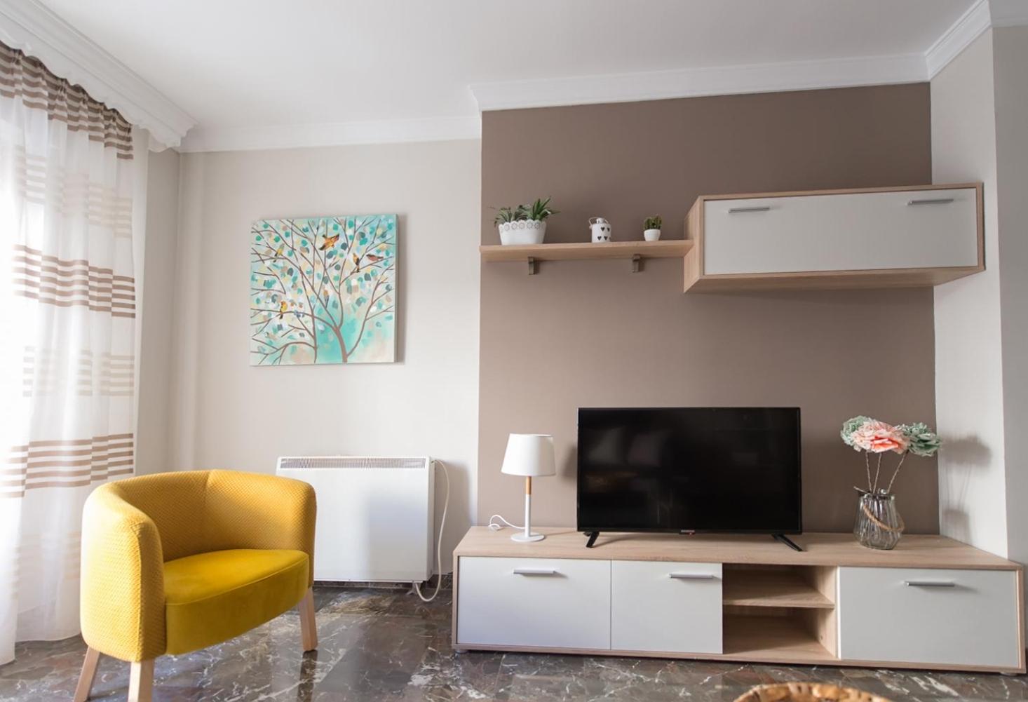 Communal lounge/ TV room