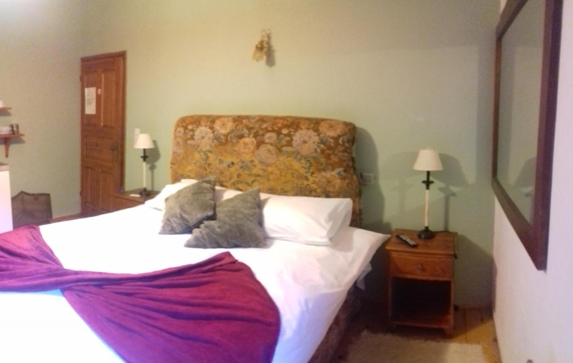 Traditional Rooms karaouli