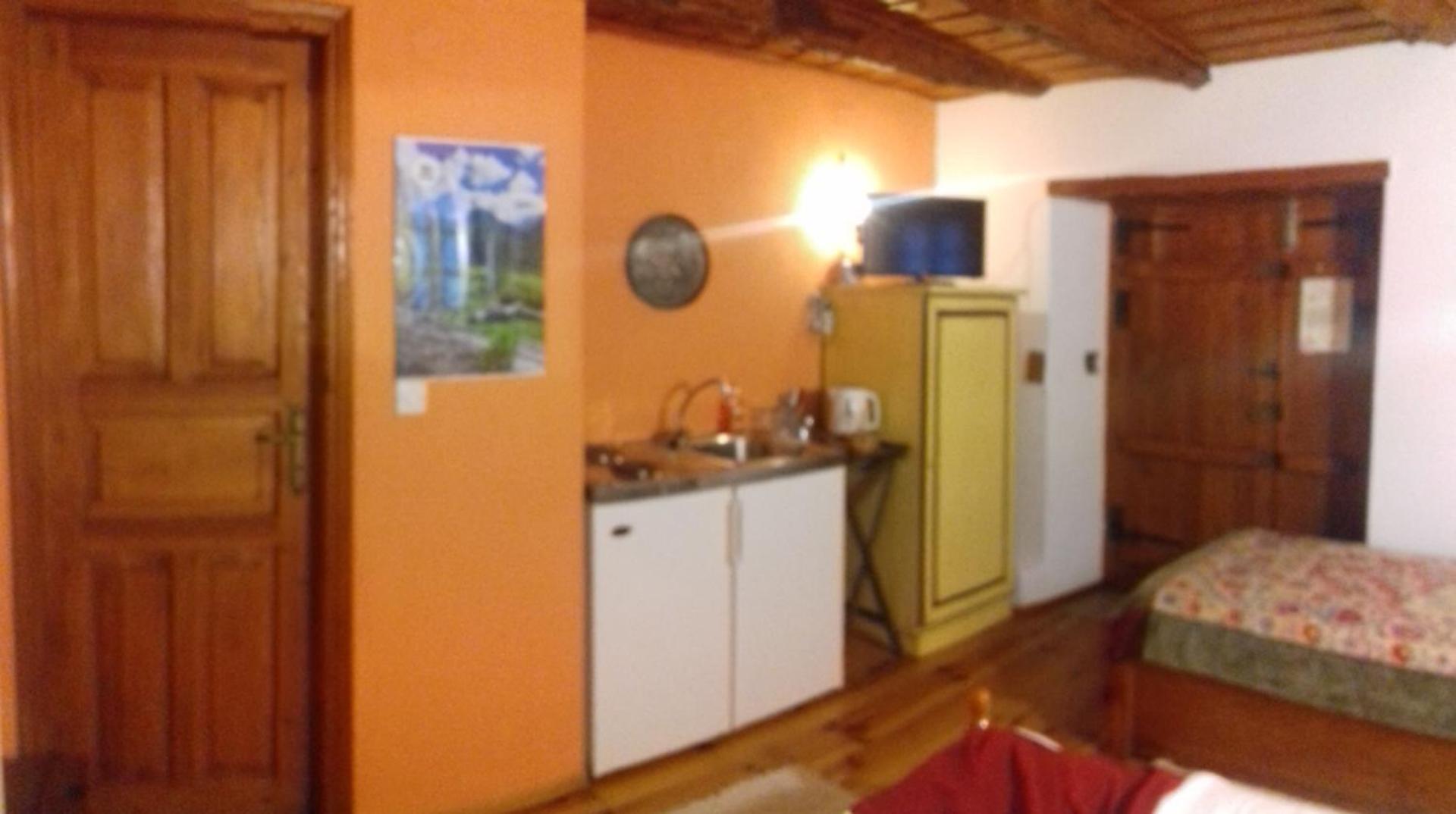 Traditional Rooms karaouli