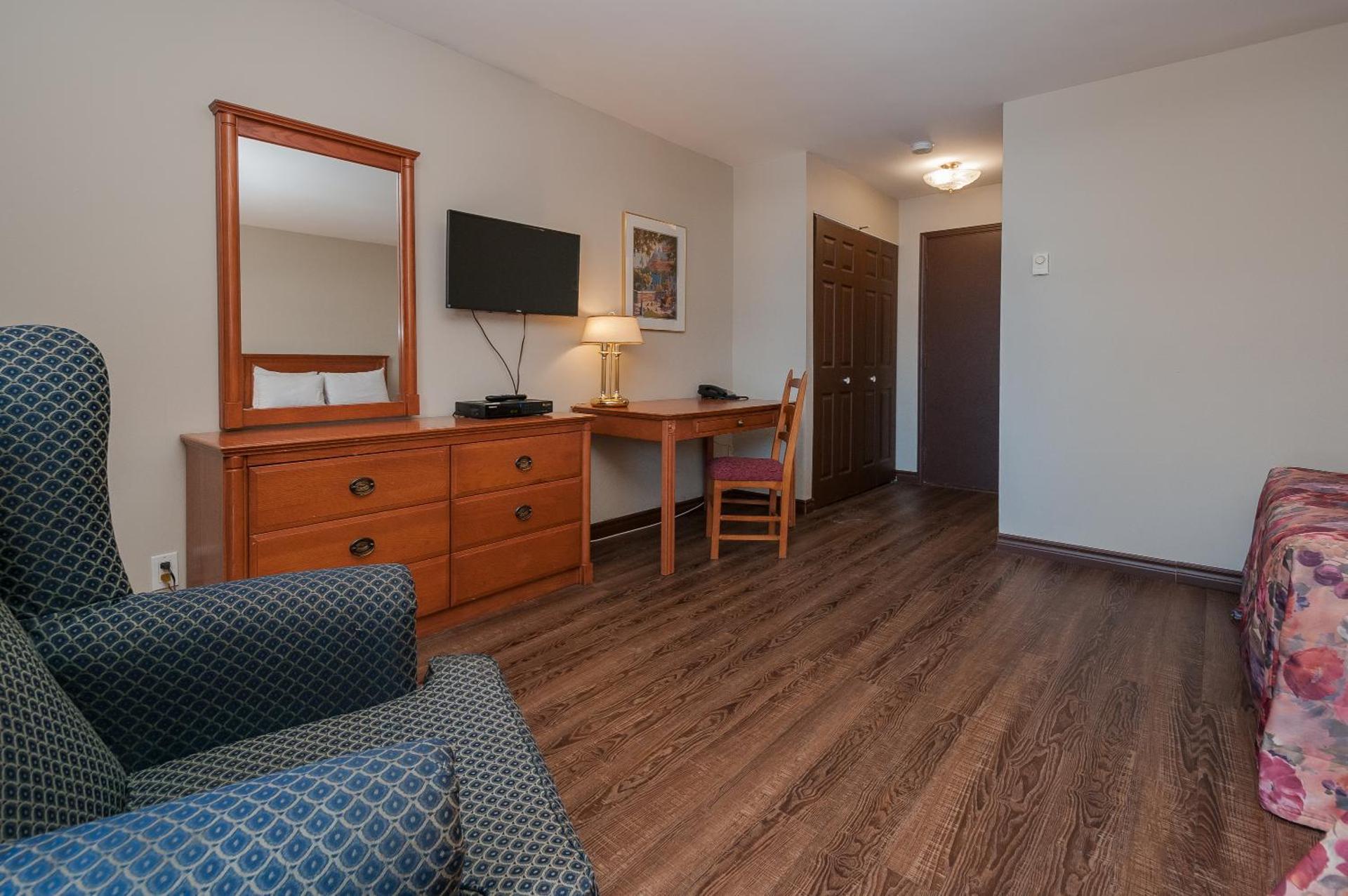 Economy Quadruple Room