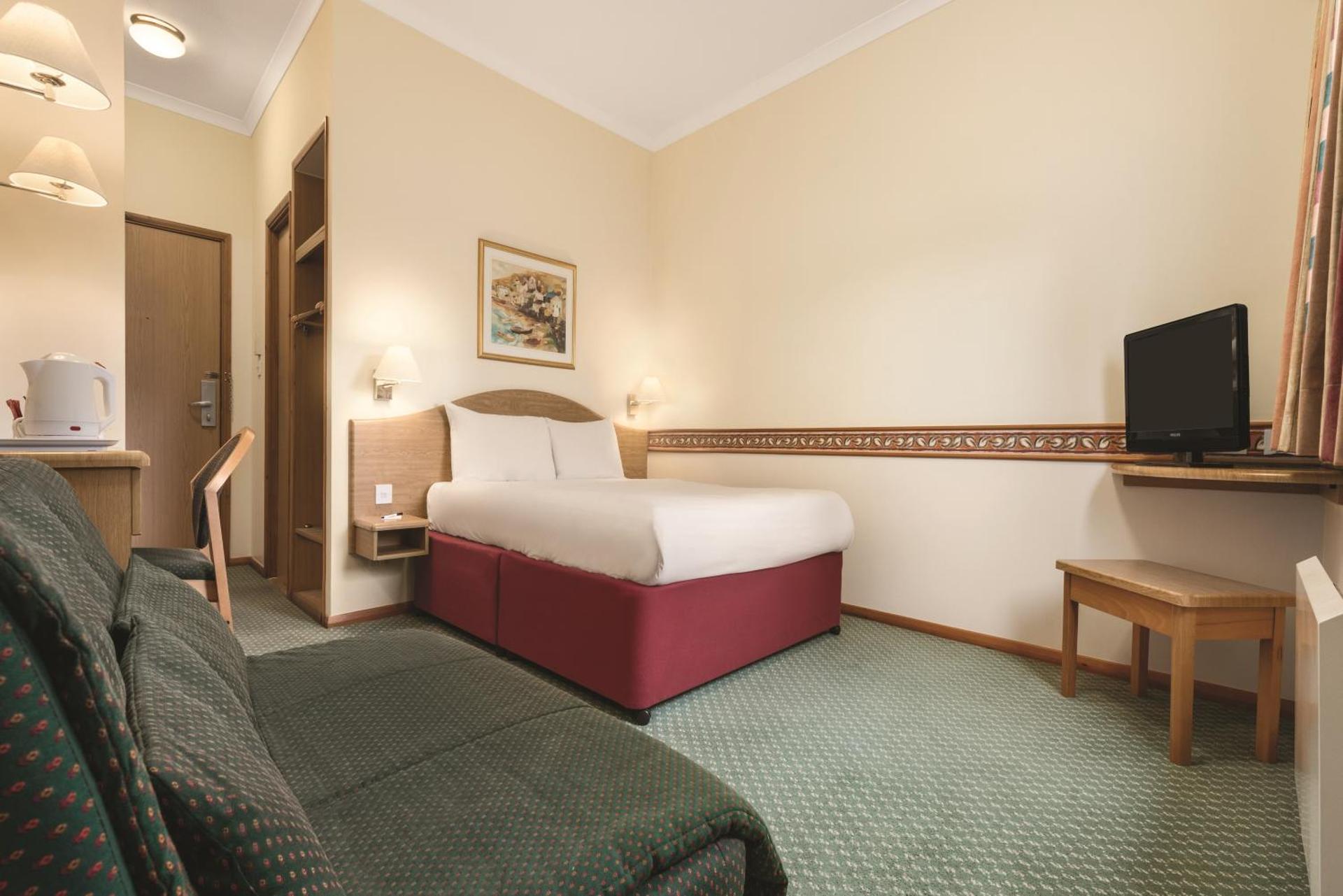 Days Inn by Wyndham Donington