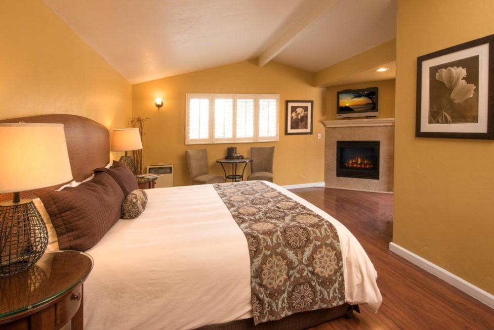 Sunset Inn Pacific Grove