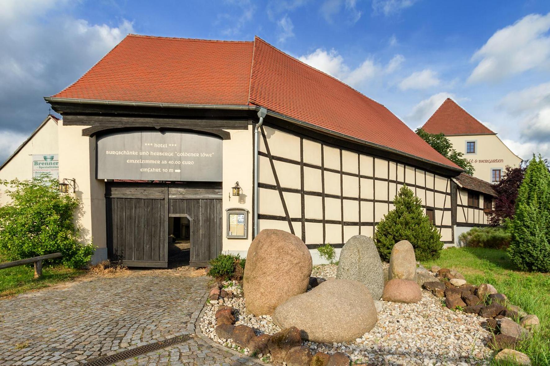 Burgschänke & Herberge Goldener Löwe