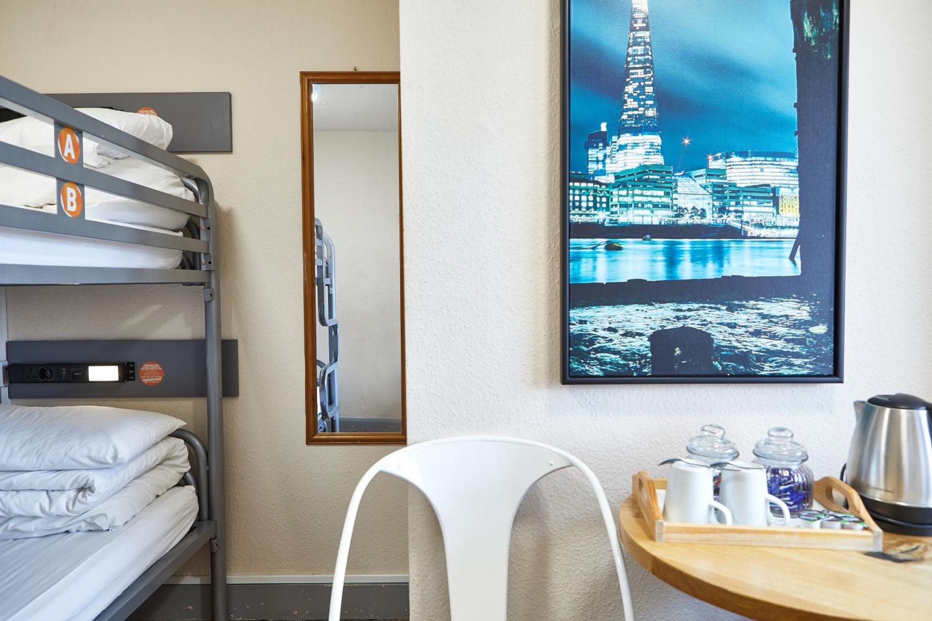 Coffee/tea facilities