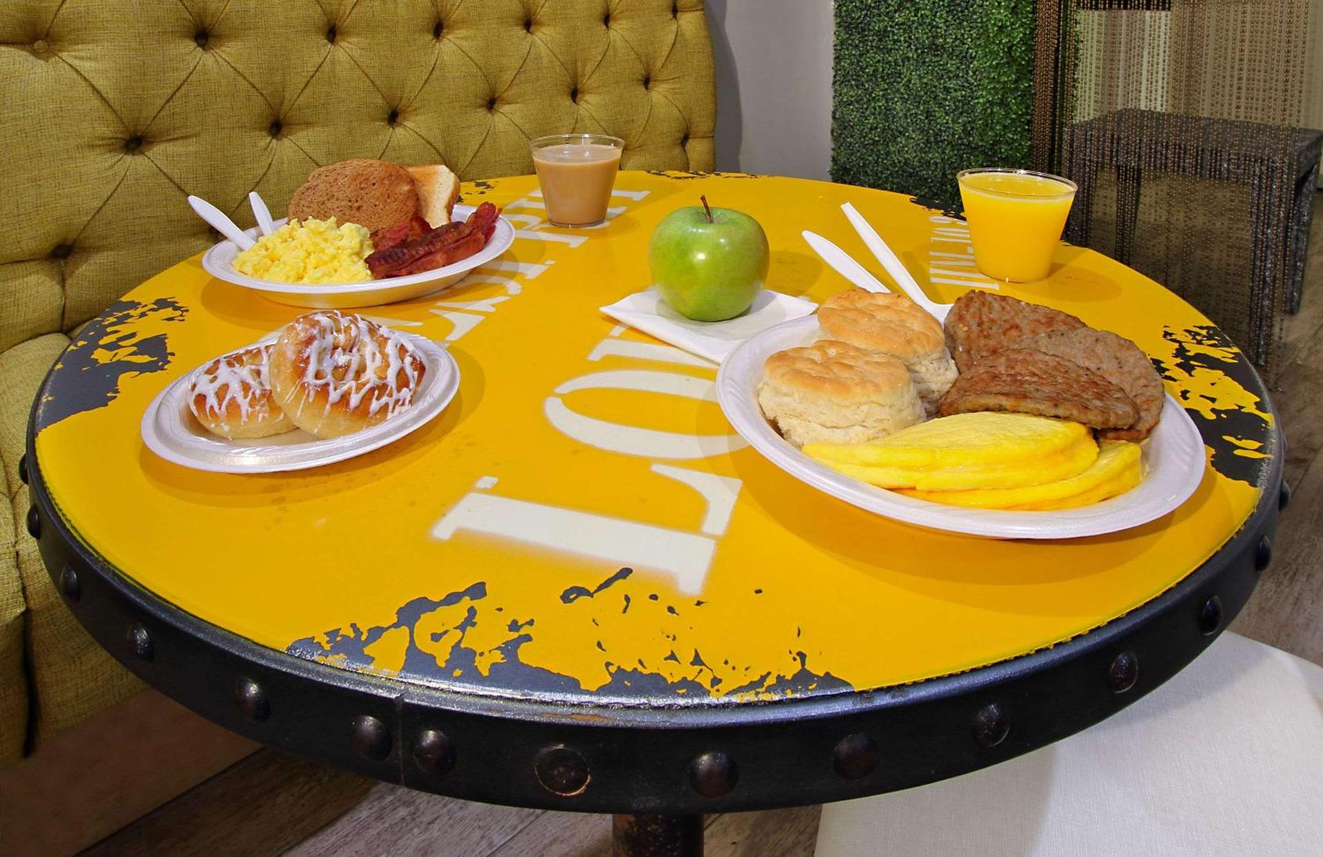 Restaurant/places to eat