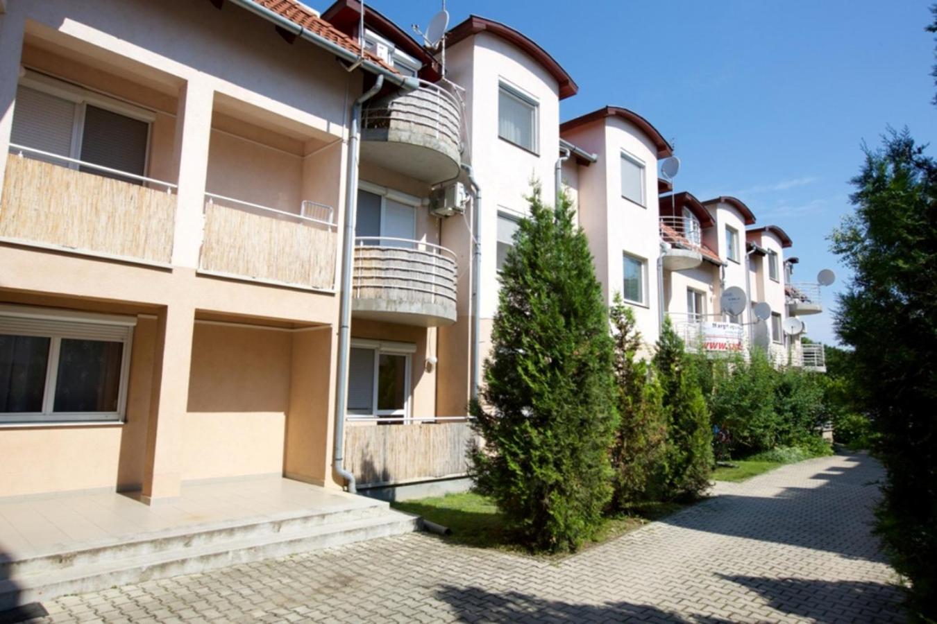 Zoli Apartmanok -Nóri Kölcsey 32