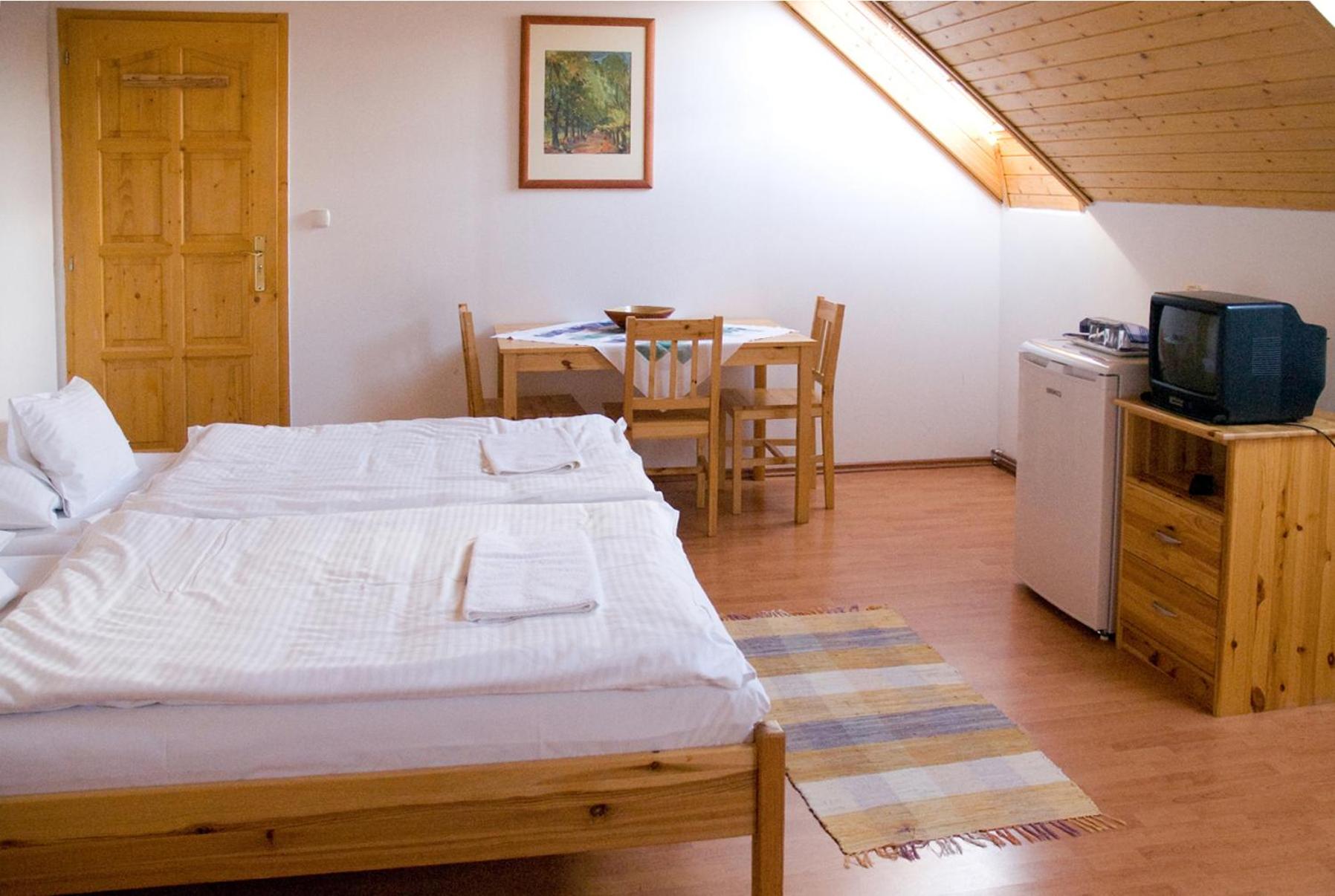 Haramia Csapszék és Fogadó