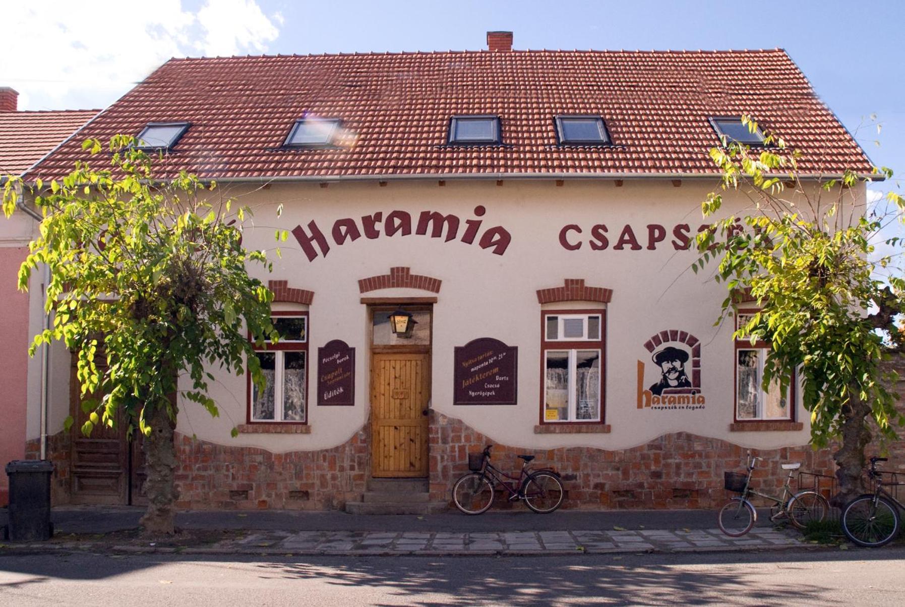 Haramia Csapszék és Fogadó