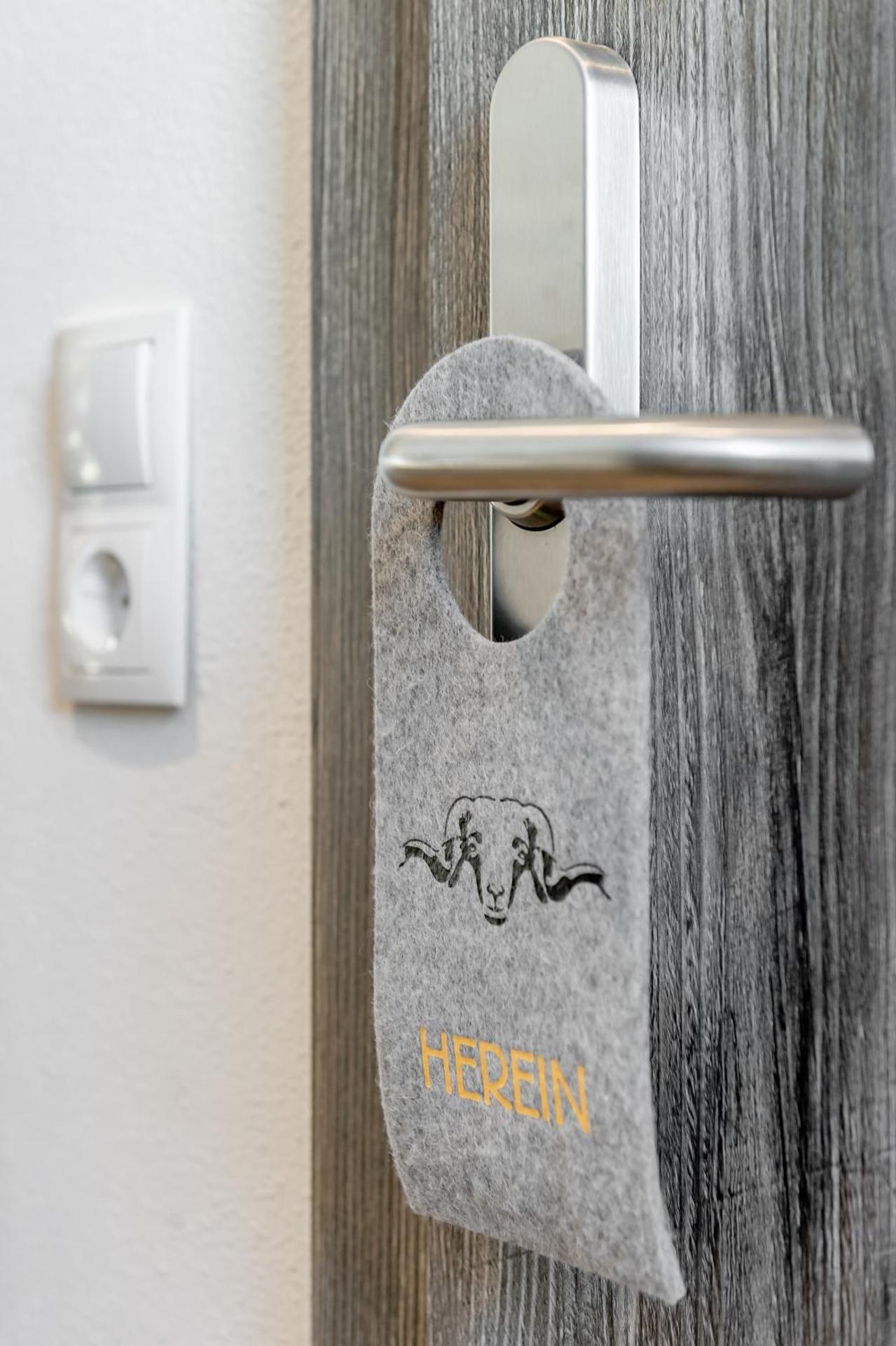 Logo/Certificate/Sign