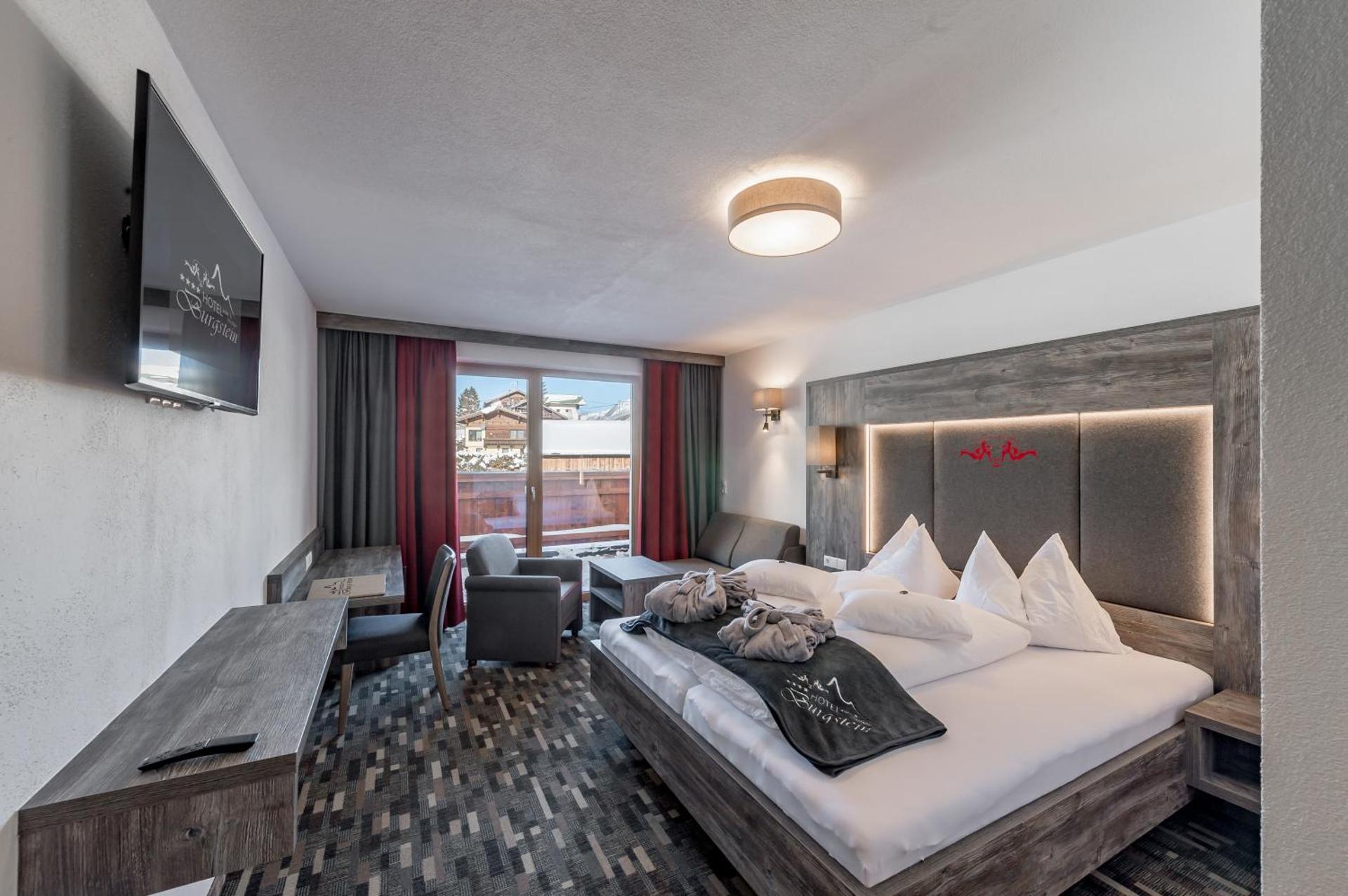 Superior Double Room with Balcony