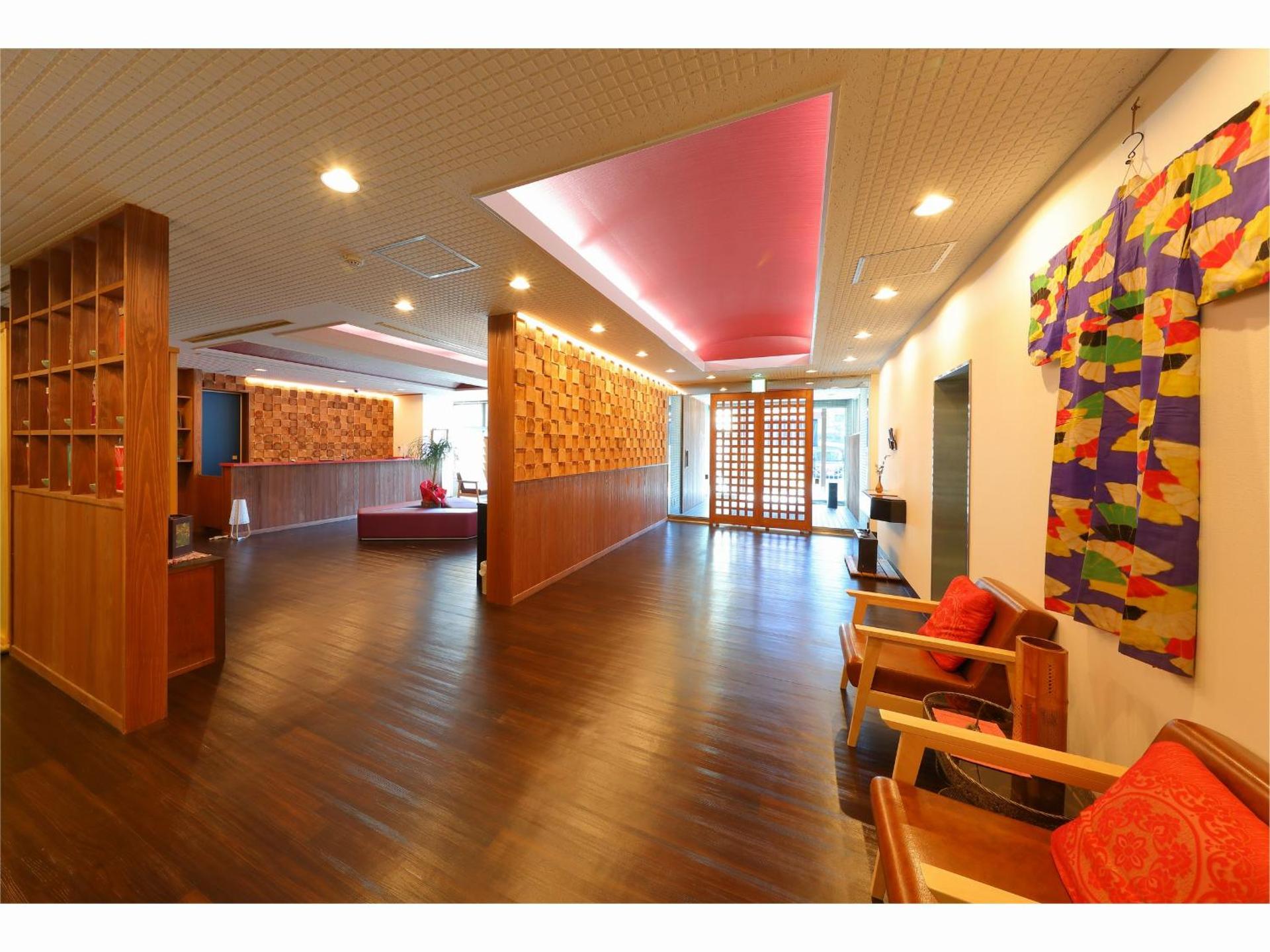 Communal lounge/ TV room