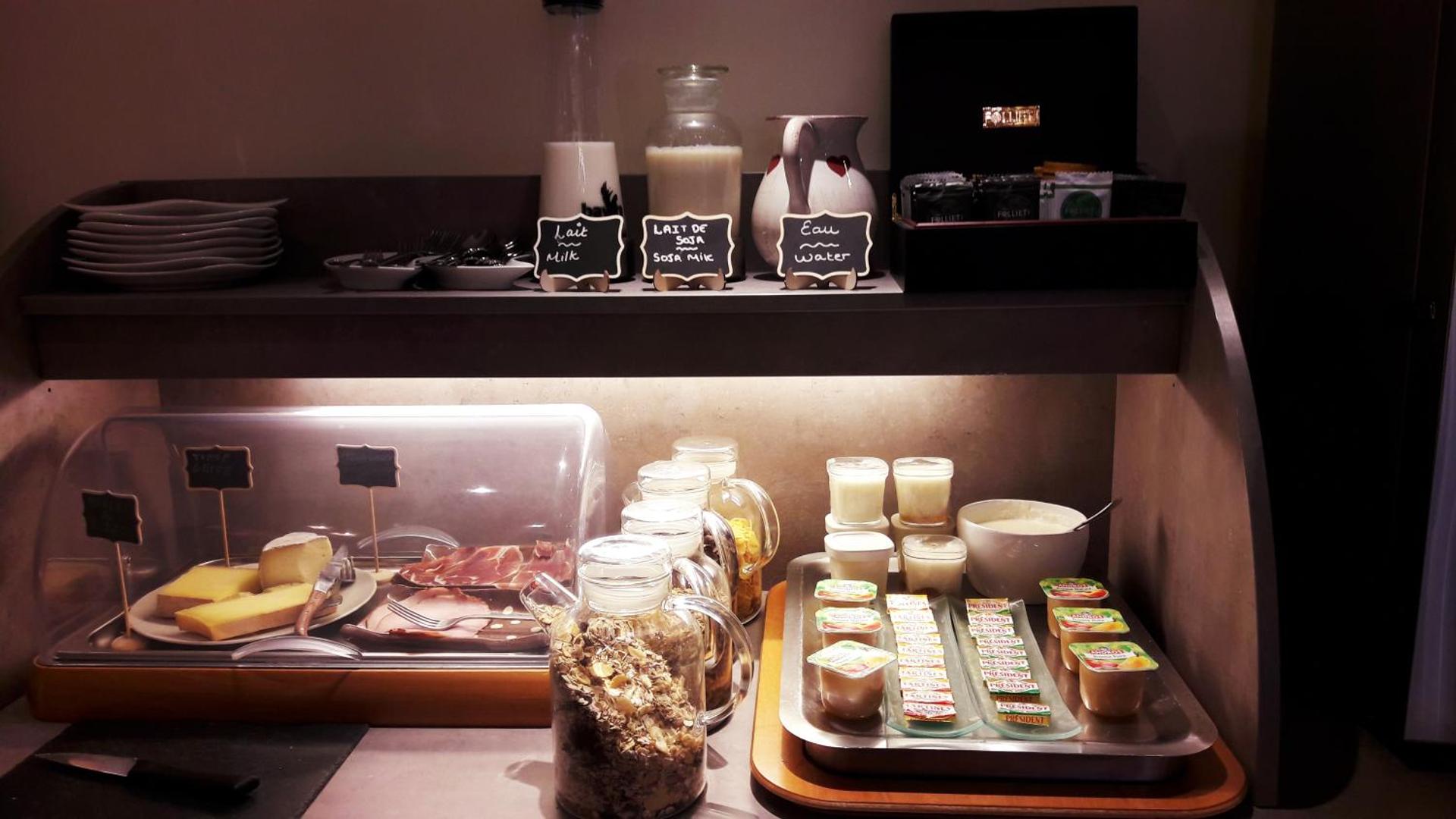 Continental breakfast