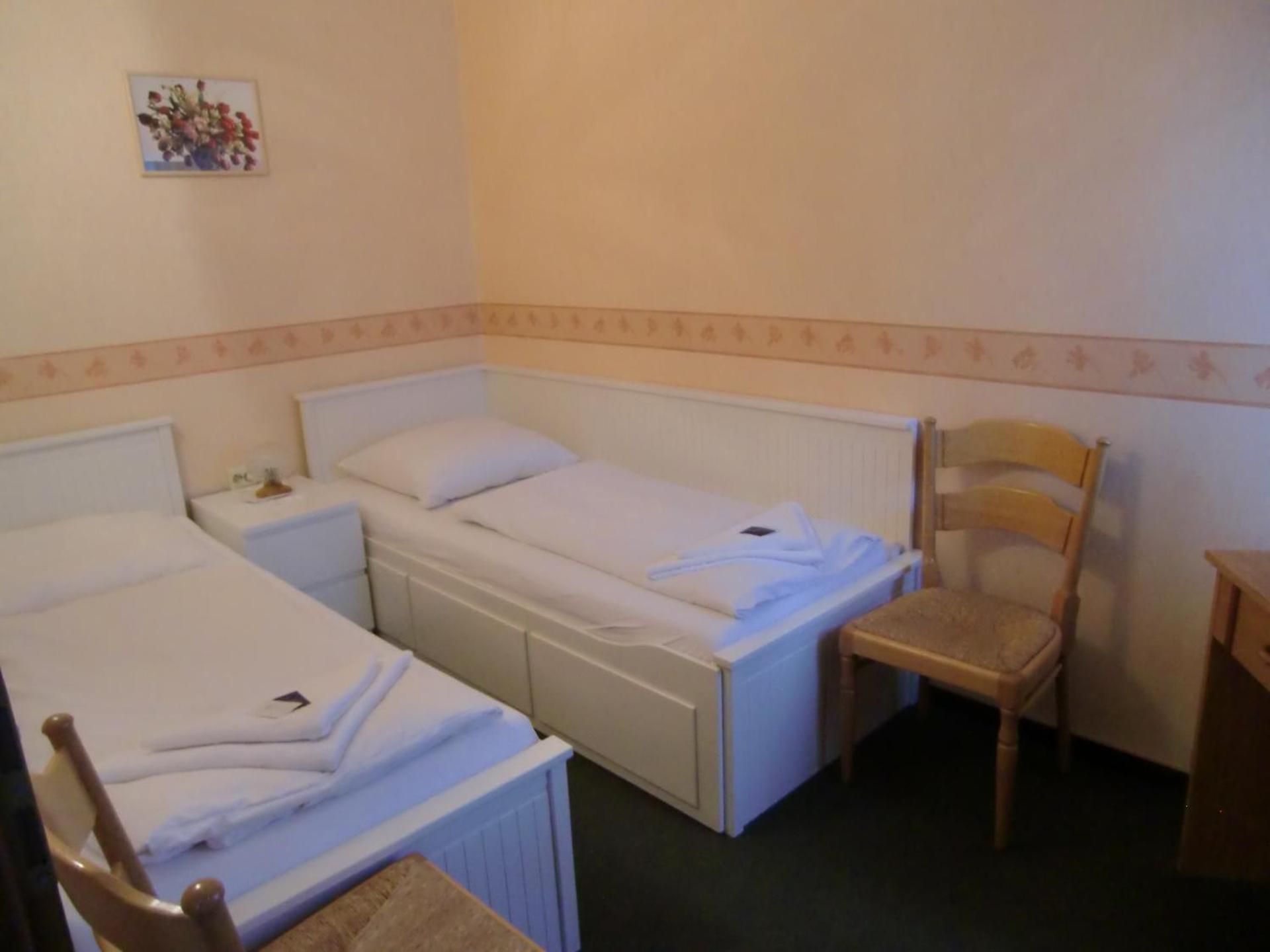 Standard Quadruple Room (2 Bedrooms)