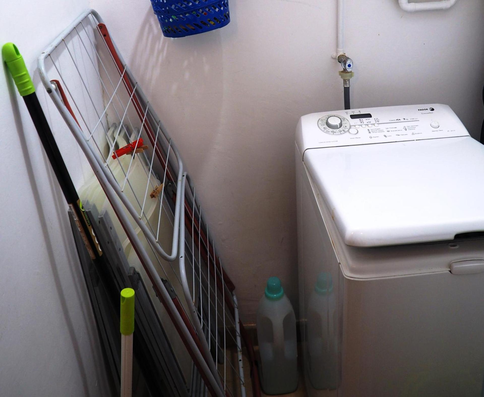 apartamento aislado jardín y piscina